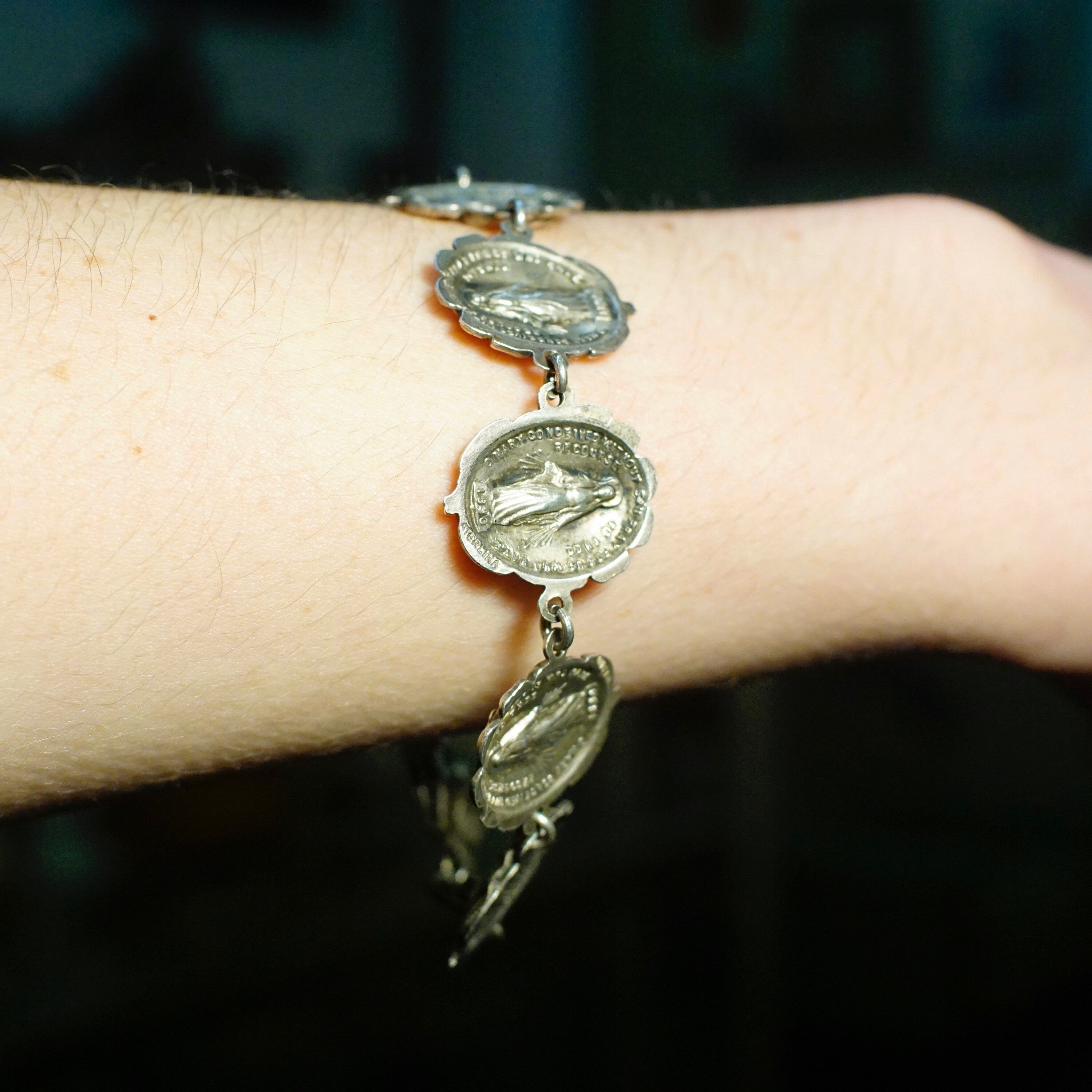 Vintage HMH Sterling Silver Rosebud & Mother Mary Reversible Bracelet, Patron Saint Virgin Mary Rose Link Bracelet, Religious Jewelry, 925