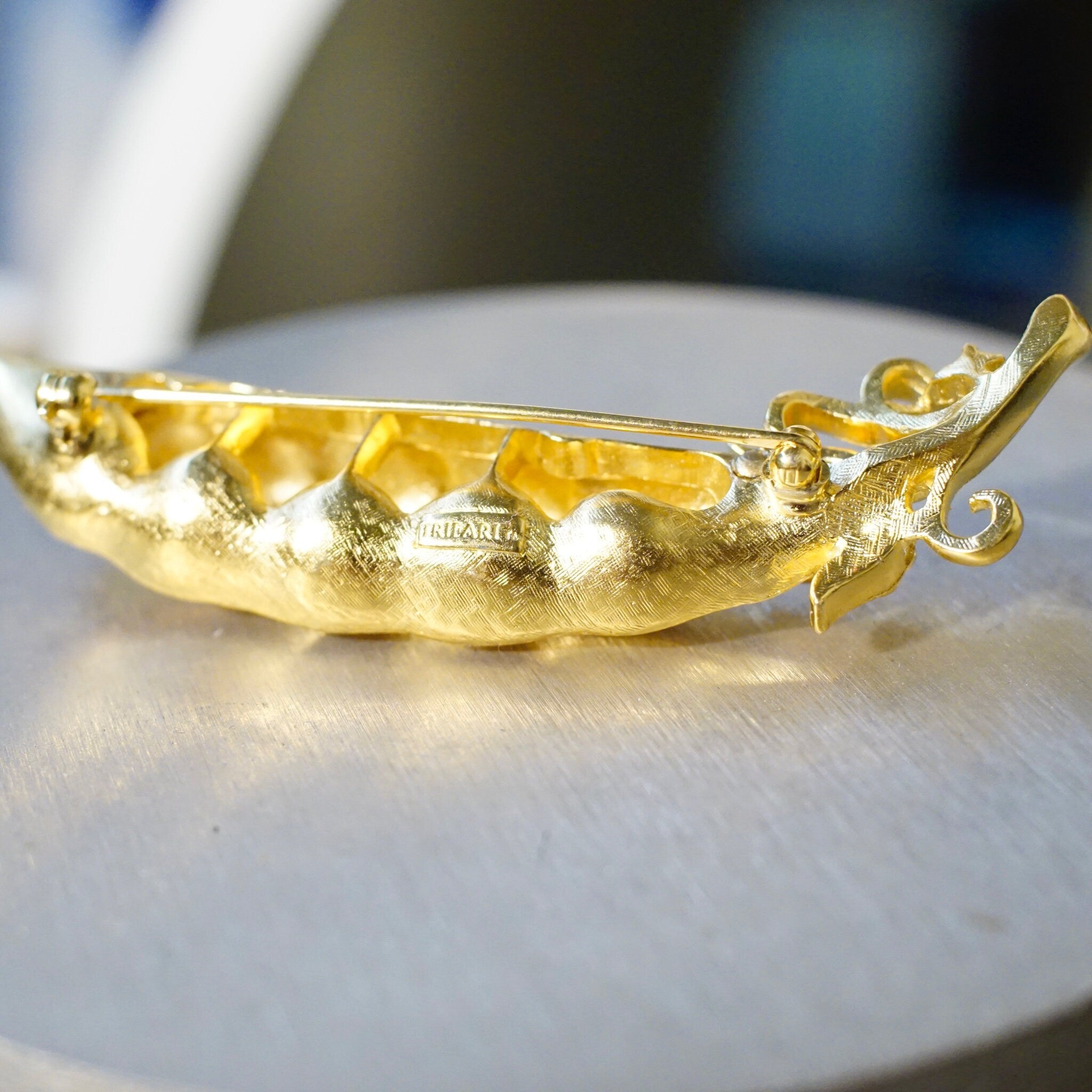 Vintage Trifari Gold Tone Faux Pearl Pea Pod Brooch, Signed Trifari Brooch, Whimsical Textured Gold Pea Pod Pin With Large White Pearls
