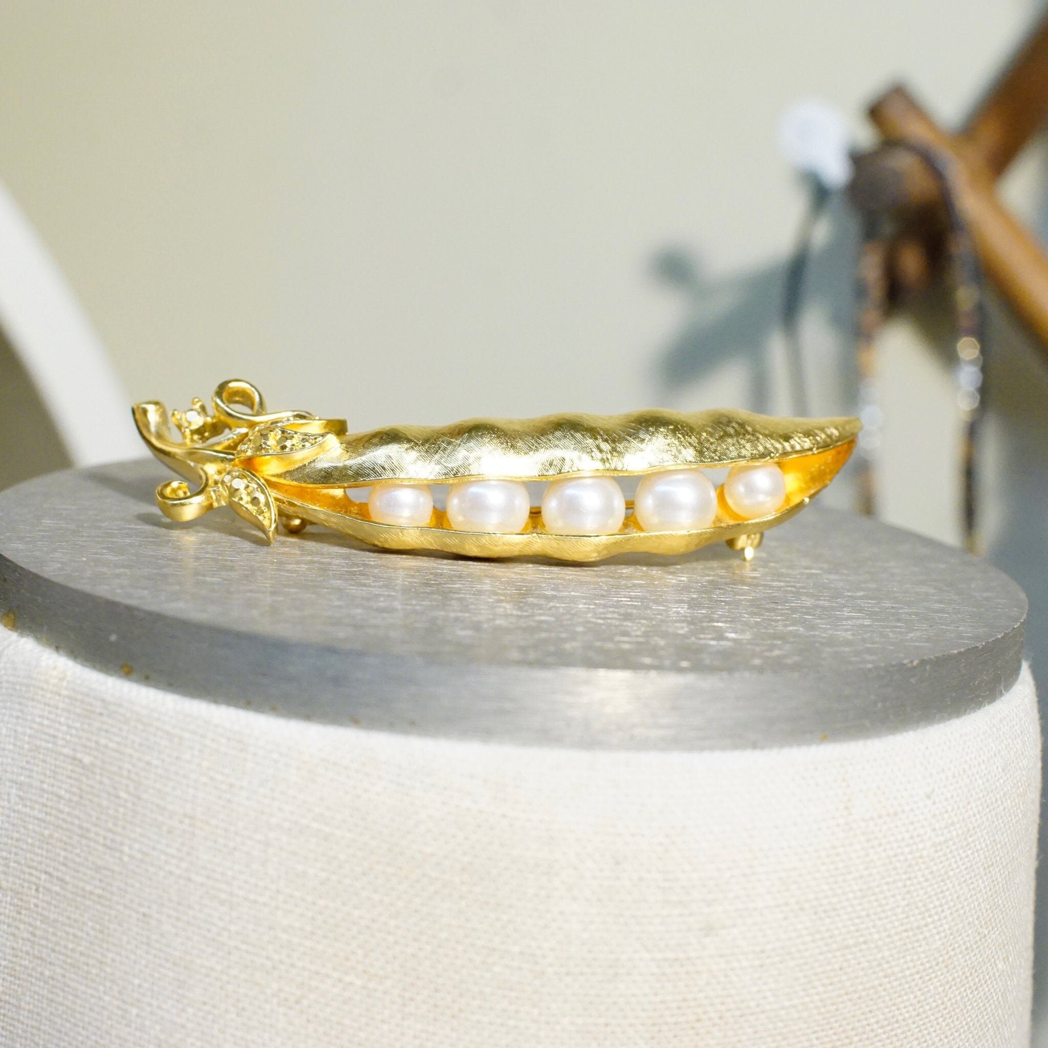 Vintage Trifari Gold Tone Faux Pearl Pea Pod Brooch, Signed Trifari Brooch, Whimsical Textured Gold Pea Pod Pin With Large White Pearls