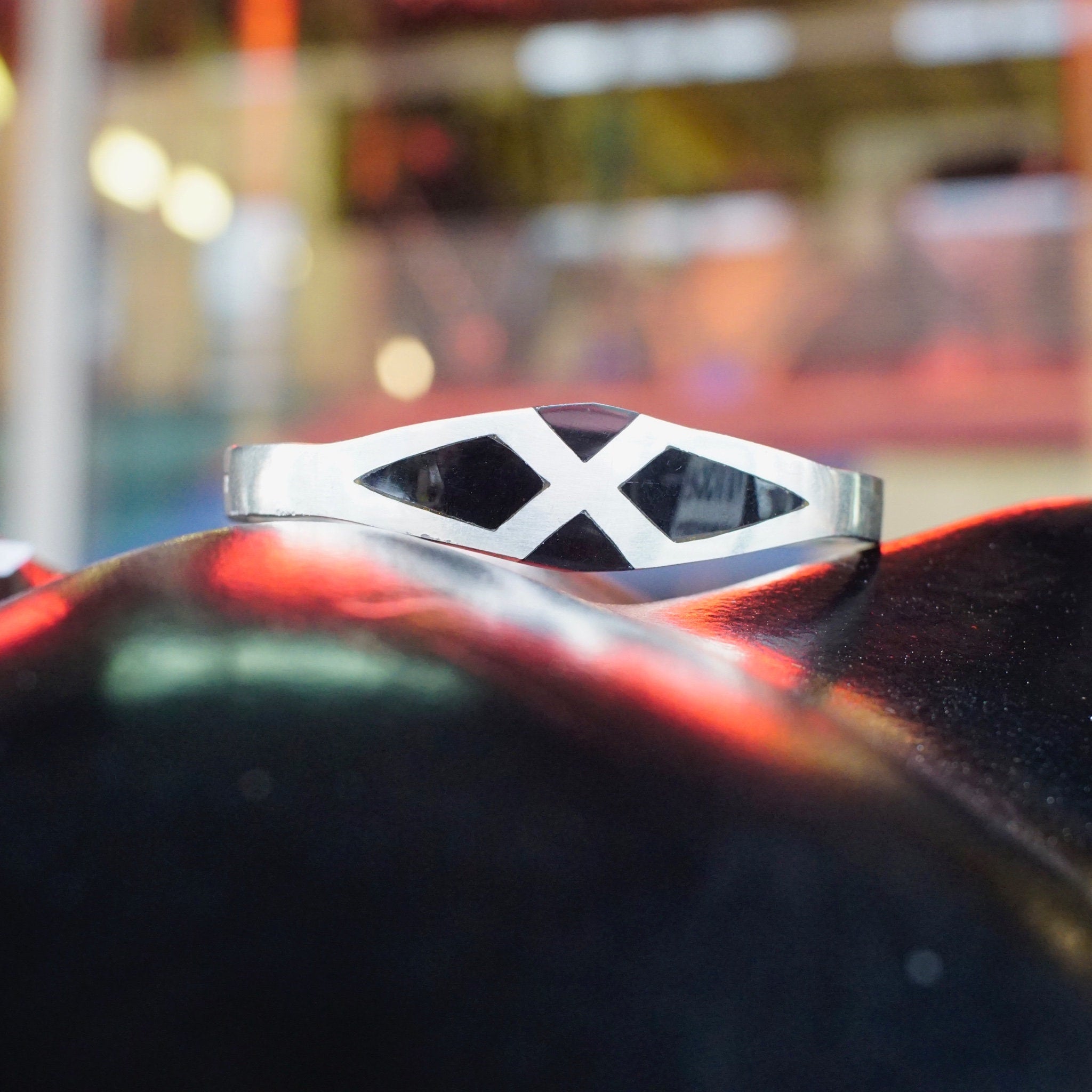 Vintage TAXCO 925 Sterling Silver & Onyx Hinged Bangle, Modernist Silver Bracelet With Inlaid Black Onyx, Geometric Design, Made in Mexico