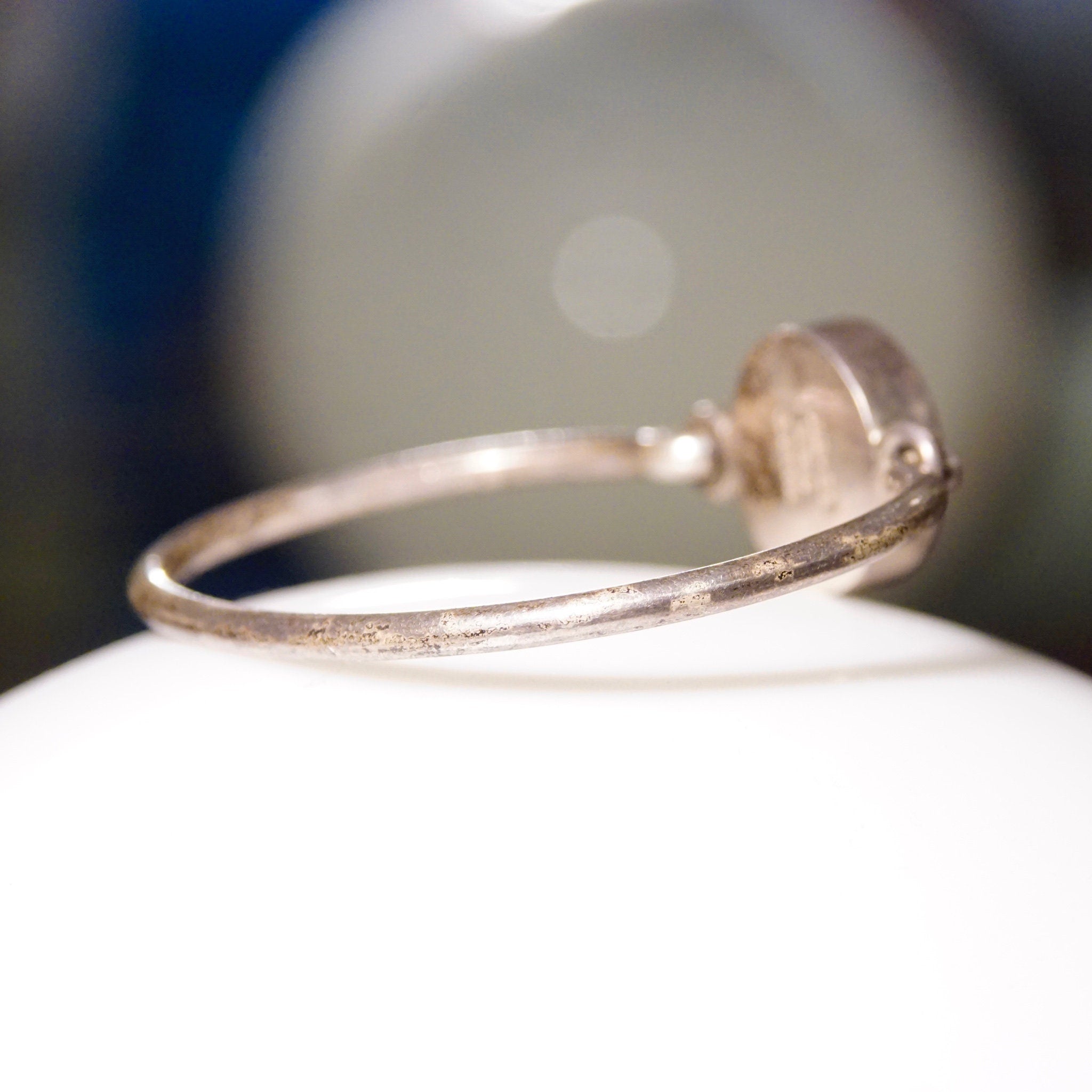 Vintage TAXCO Sterling Silver Gaspeite Hinged Bangle, Unique Silver Bracelet With Lime Green Stone, Modernist Jewlery, Mexico 925