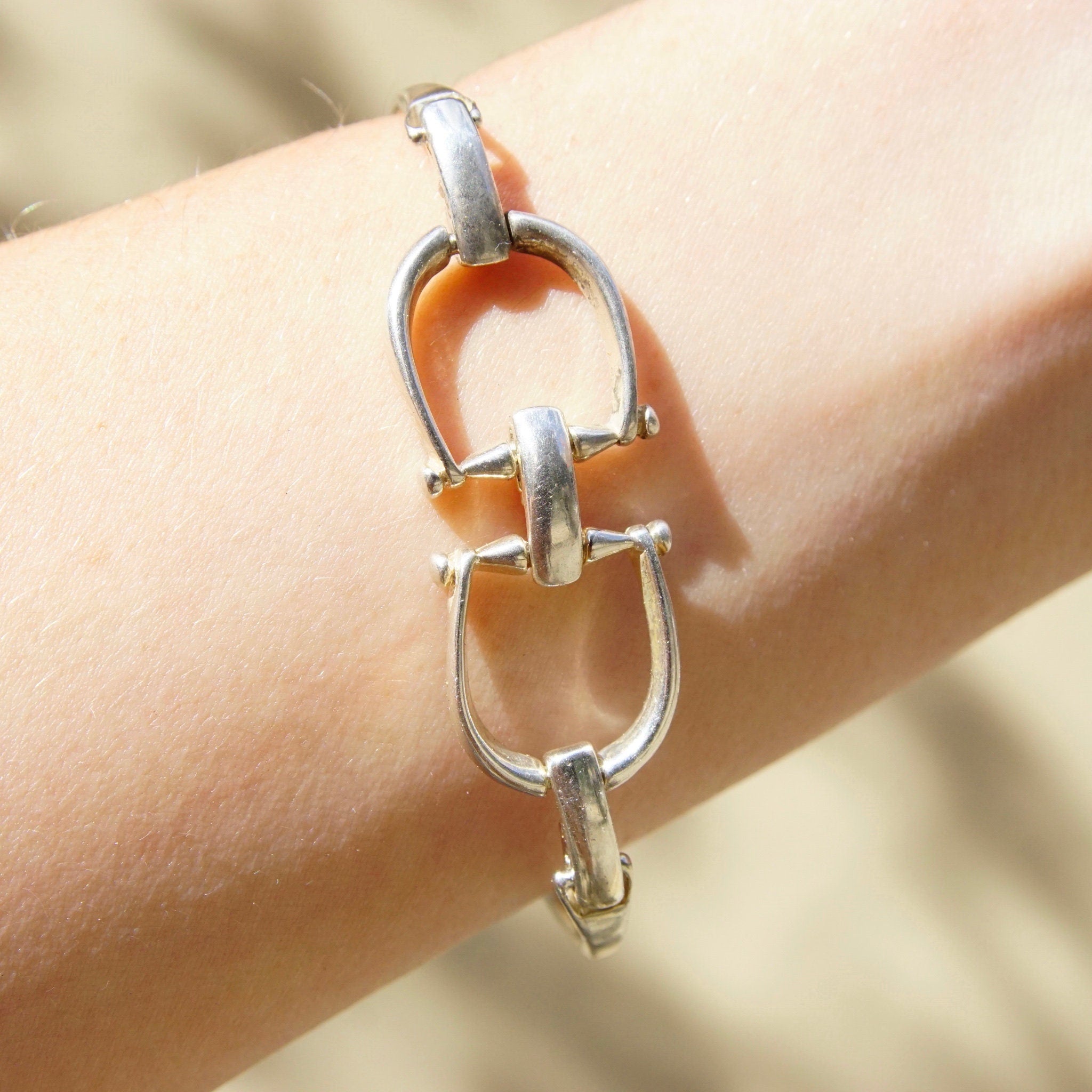 Vintage Sterling Silver D-Ring Snaffle Bit Bracelet, Silver Horse Stirrup Link Bracelet, Equestrian Horsebit Silver Bracelet, 8" Long