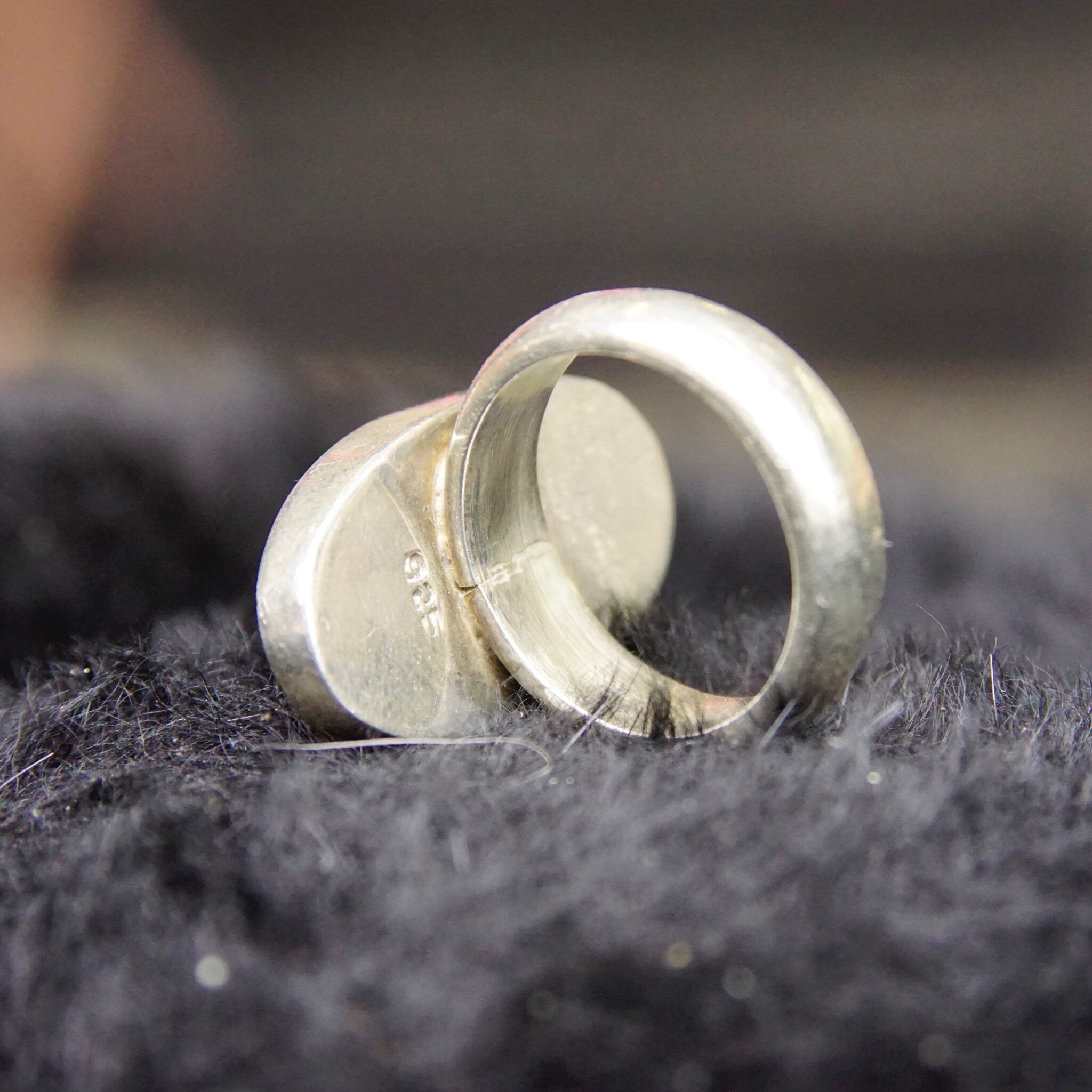 Vintage Sterling Silver & Onyx Ring, Modernist Oval Ring With Black Center Stone, Silver Onyx Eye Ring, 925 Jewelry, Size 7 3/4 US