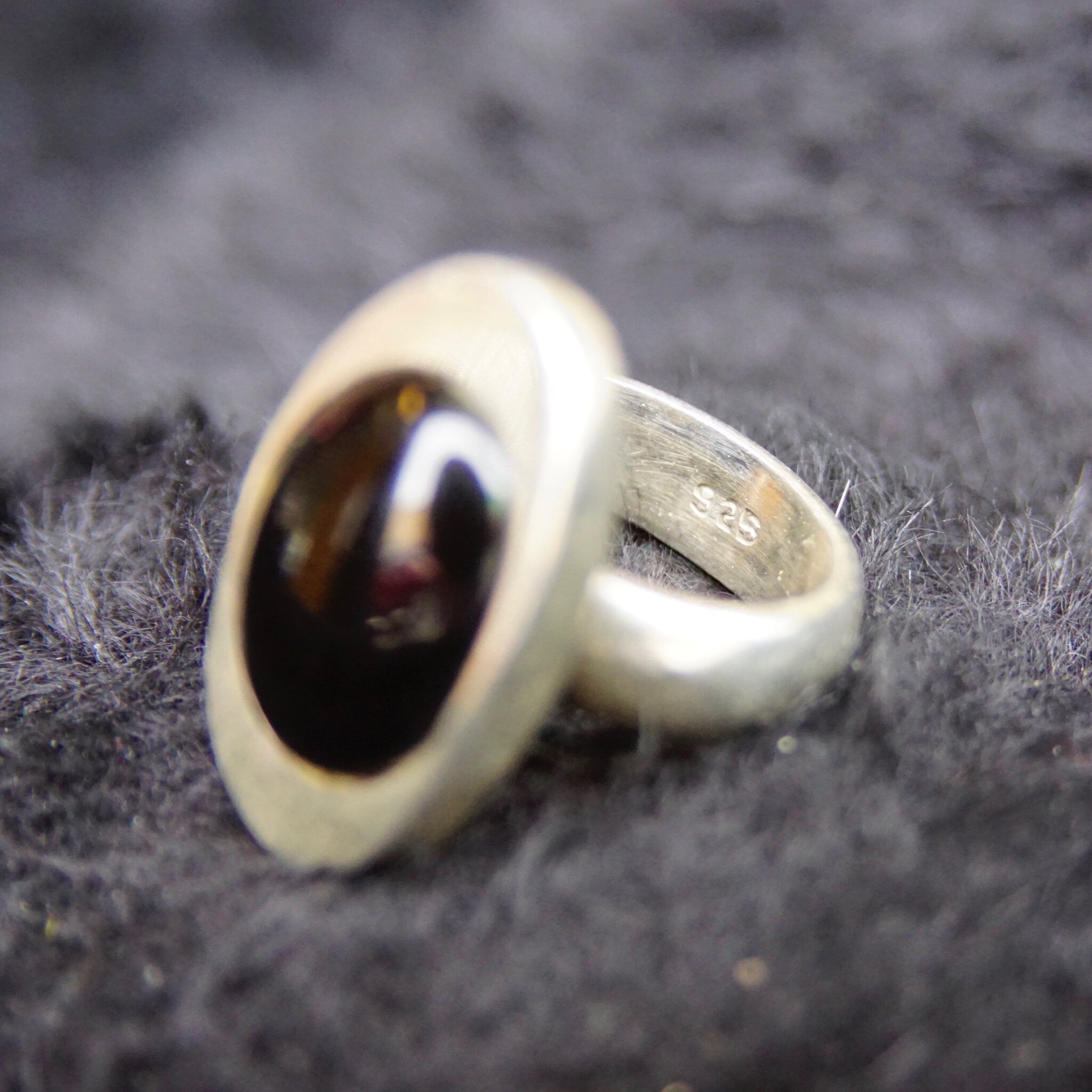 Vintage Sterling Silver & Onyx Ring, Modernist Oval Ring With Black Center Stone, Silver Onyx Eye Ring, 925 Jewelry, Size 7 3/4 US