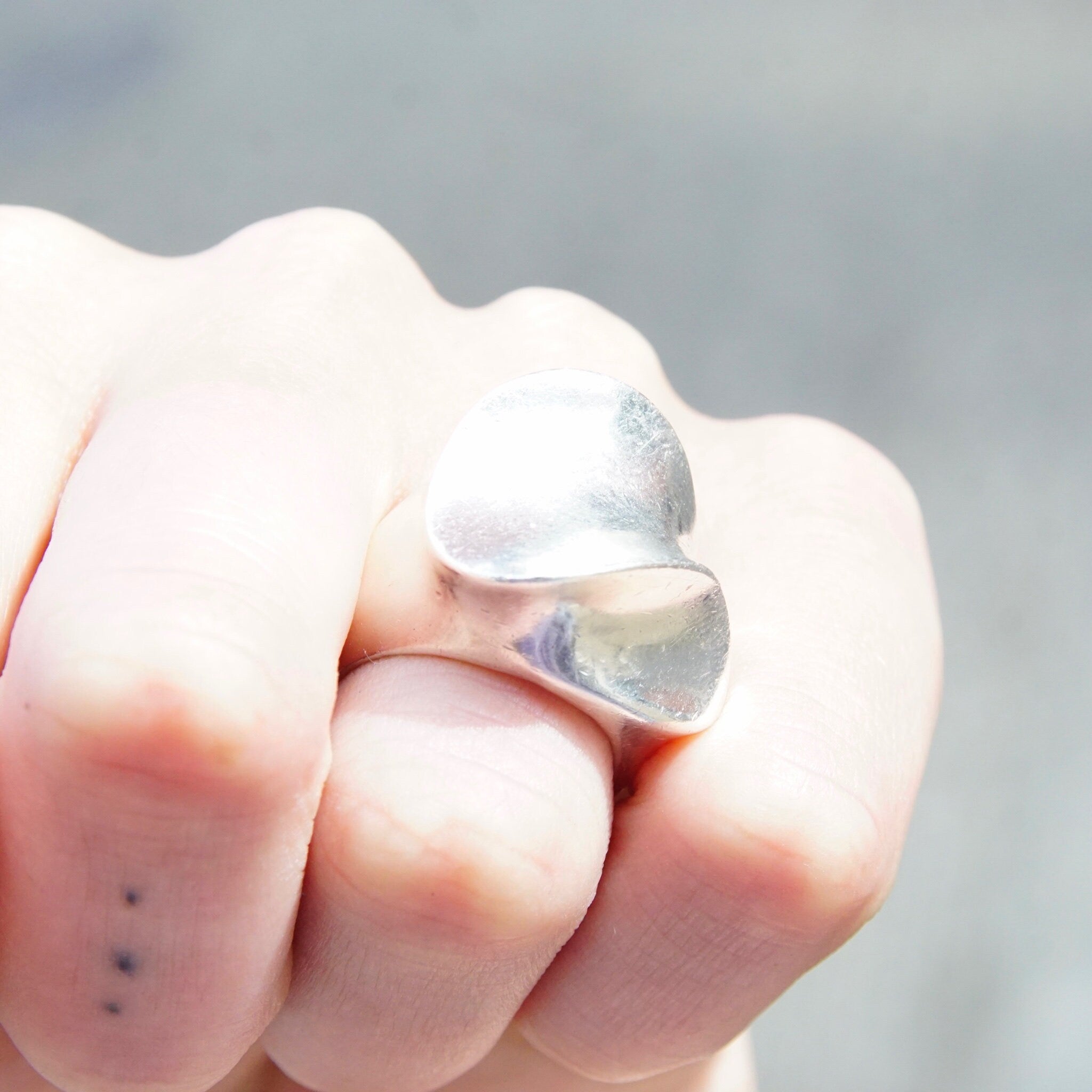 Vintage TAXCO Sterling Silver Abstract Dome Ring, Chunky Silver Ring With Pressed Wave Design, Modernist Ring, Mexico 925 TV-47, Size 8 US