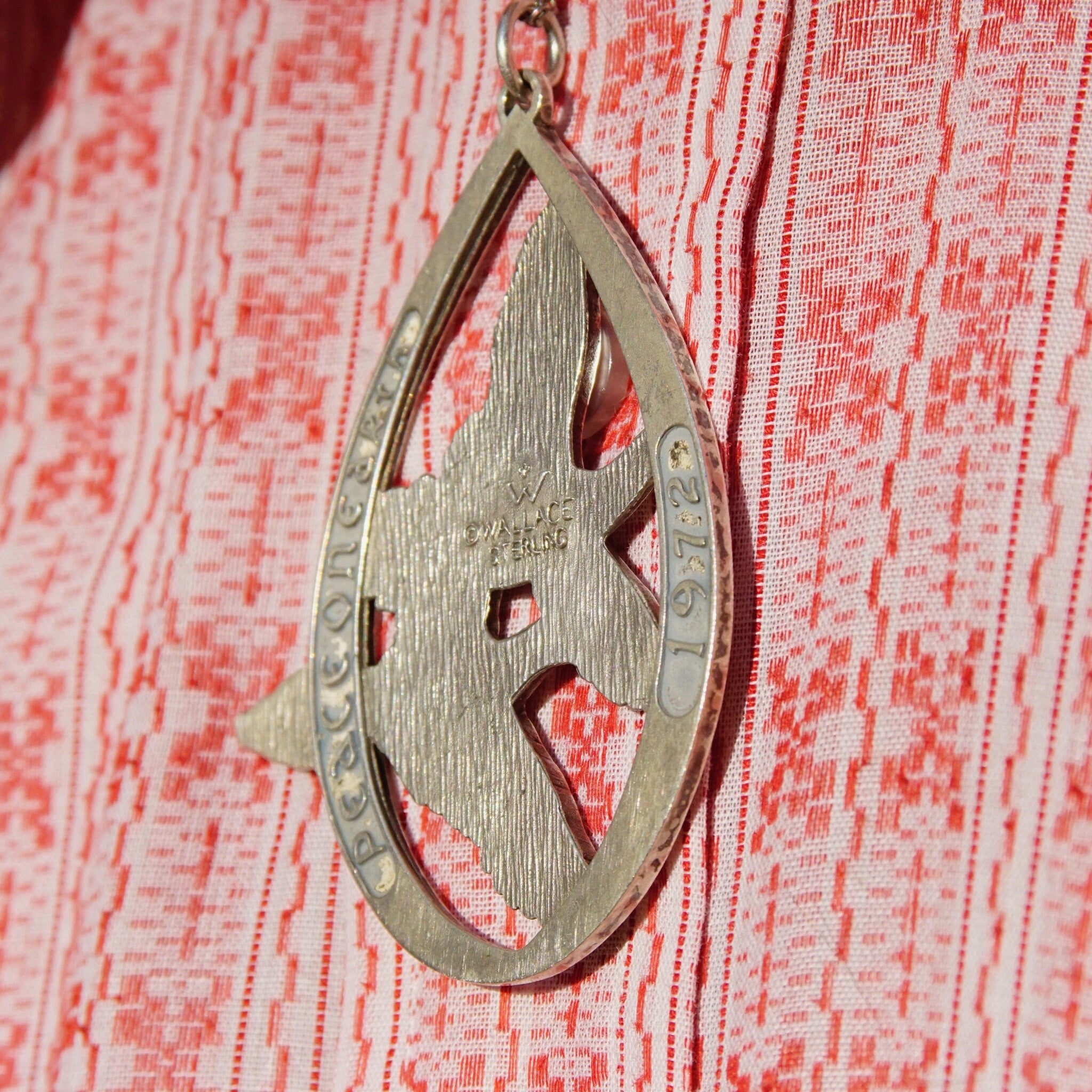 Vintage Peace On Earth 1972 Flying Doves Teardrop Pendant, Wallace Sterling Silver Embossed Dove Pendant, Large Silver Pendant, 2 3/4"