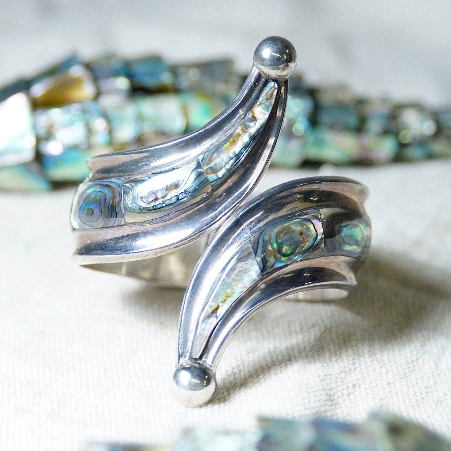 Vintage TAXCO Sterling Silver Abalone Hinge Cuff, Iridescent Shell Inlay Bracelet, Large Ornate Silver Cuff Bracelet, Statement Jewelry