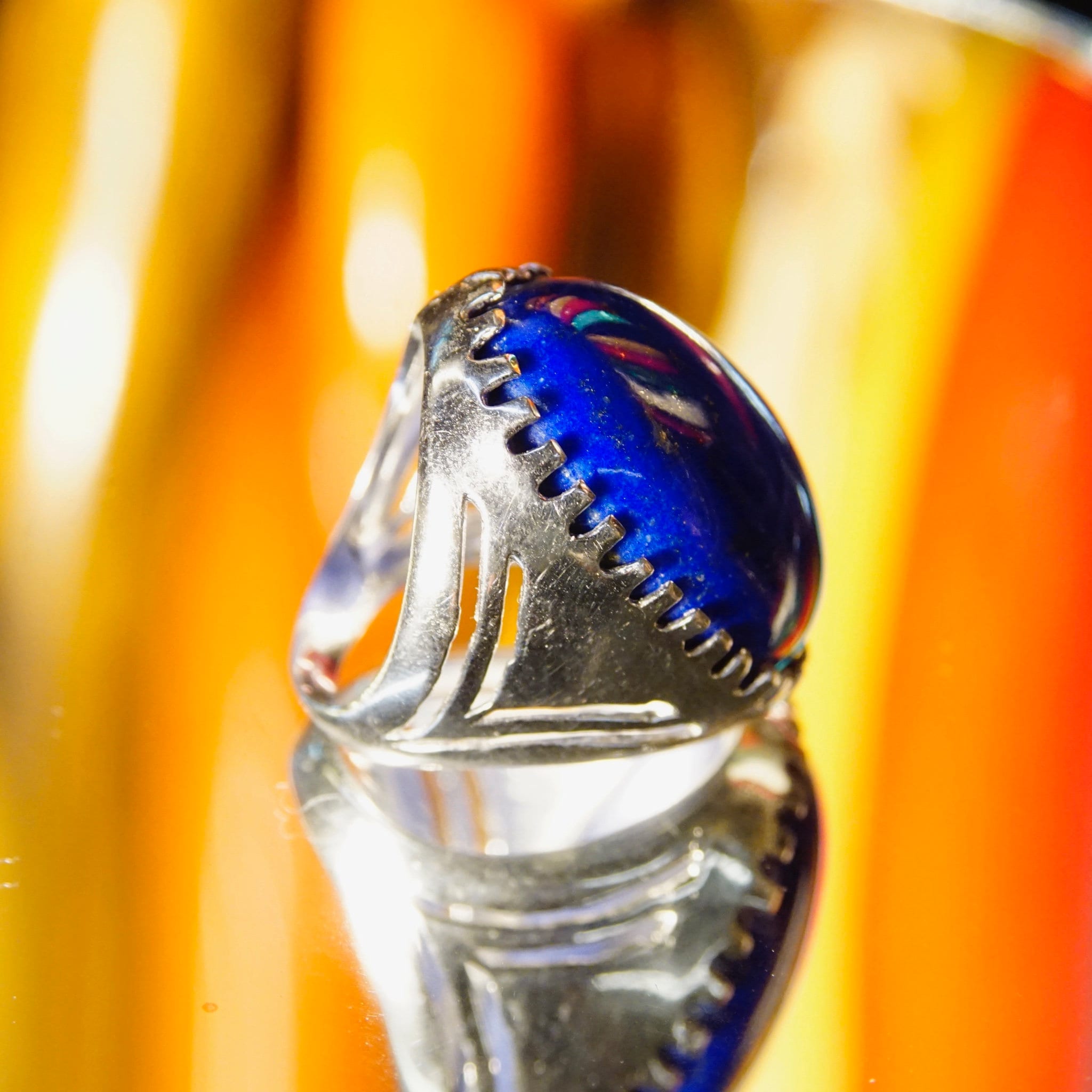 Vintage Sterling Silver Lapis Lazuli Ring, Huge Lapis Stone Set In Silver Jagged Bezel, Shiny Silver Cut Out Ring With Blue Stone, Size 9 US