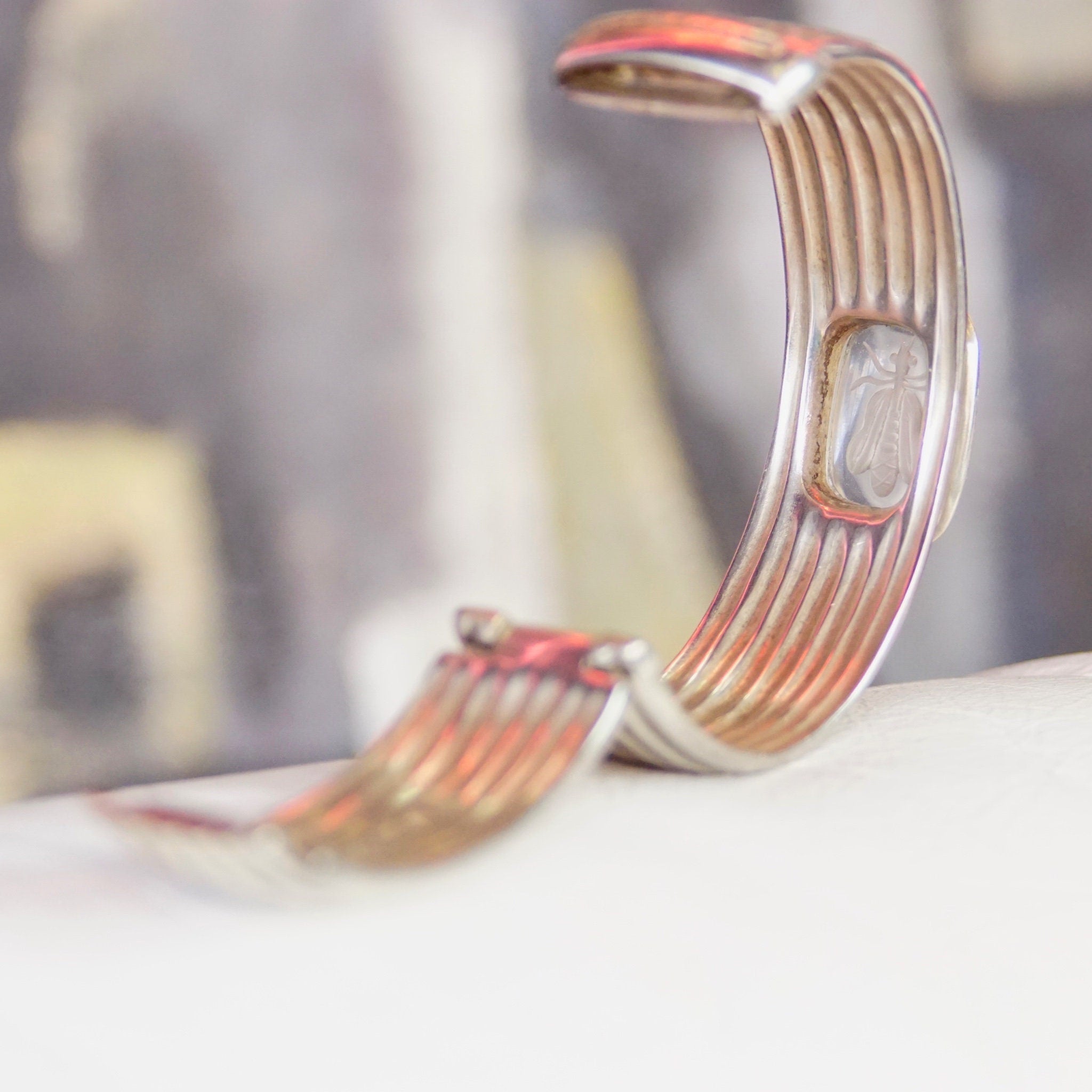 Rare Vintage SLANE & SLANE Sterling Silver Intaglio Bee Hinge Bracelet, Thick Silver Bangle With Carved Quartz Stone, Designer Jewelry, 925