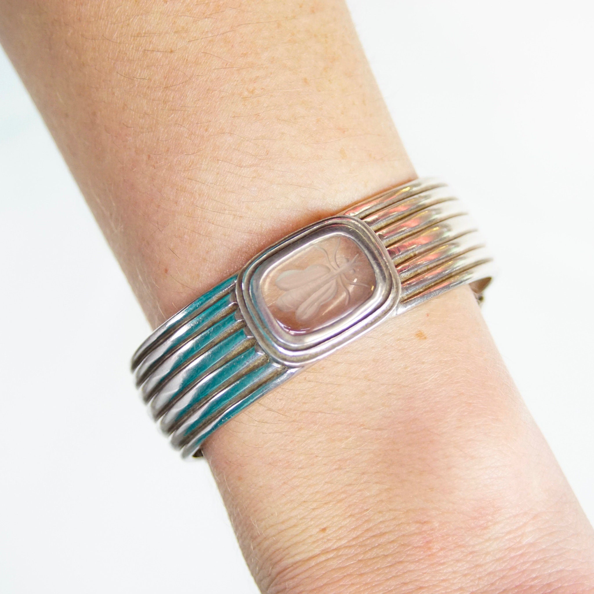 Rare Vintage SLANE & SLANE Sterling Silver Intaglio Bee Hinge Bracelet, Thick Silver Bangle With Carved Quartz Stone, Designer Jewelry, 925