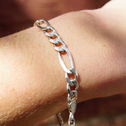 Vintage Sterling Silver Figaro Chain Bracelet, Classic Figaro Chain 7mm, Italian 925 Figaro Bracelet, Minimalist Silver Bracelet, 8" Long