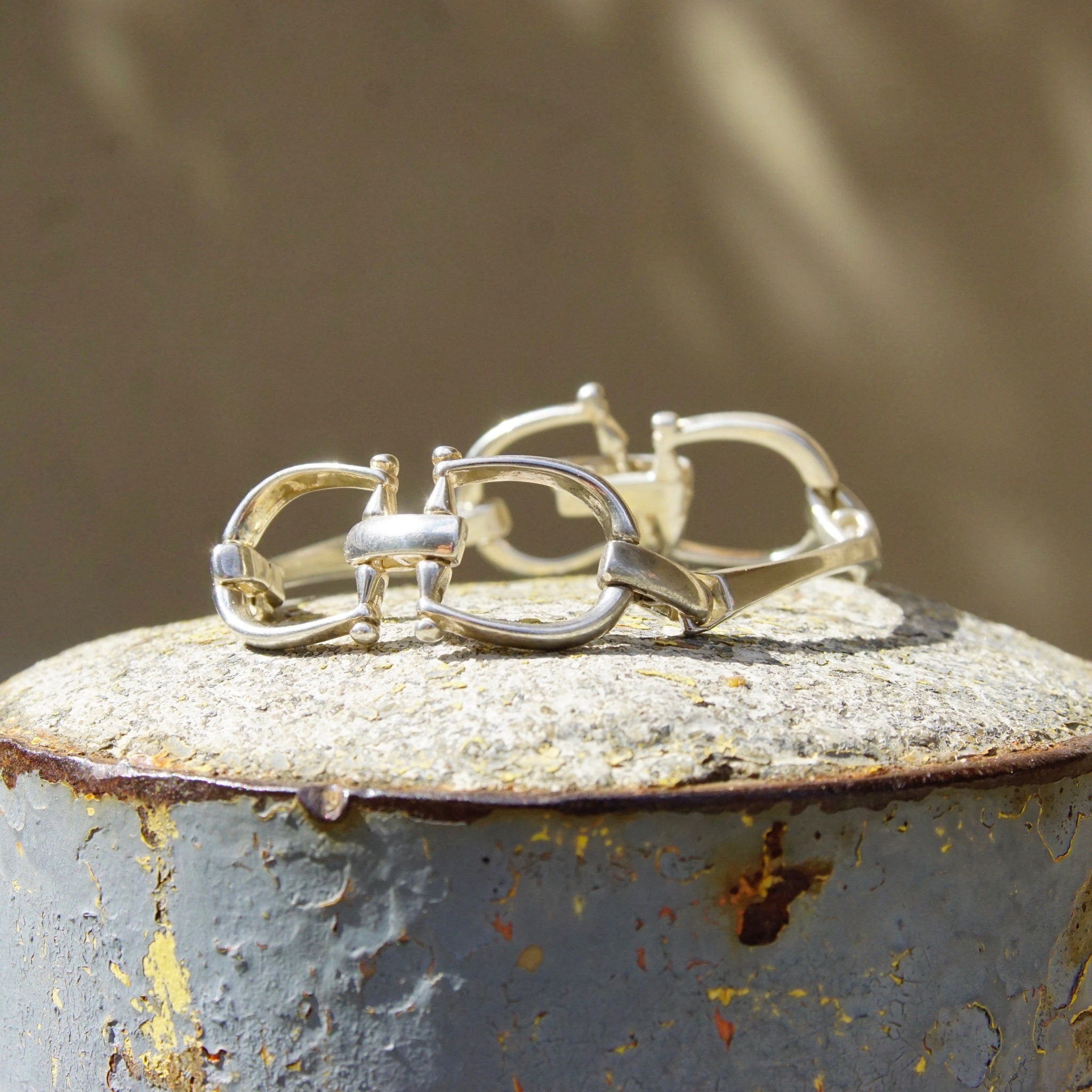 Vintage Sterling Silver D-Ring Snaffle Bit Bracelet, Silver Horse Stirrup Link Bracelet, Equestrian Horsebit Silver Bracelet, 8" Long
