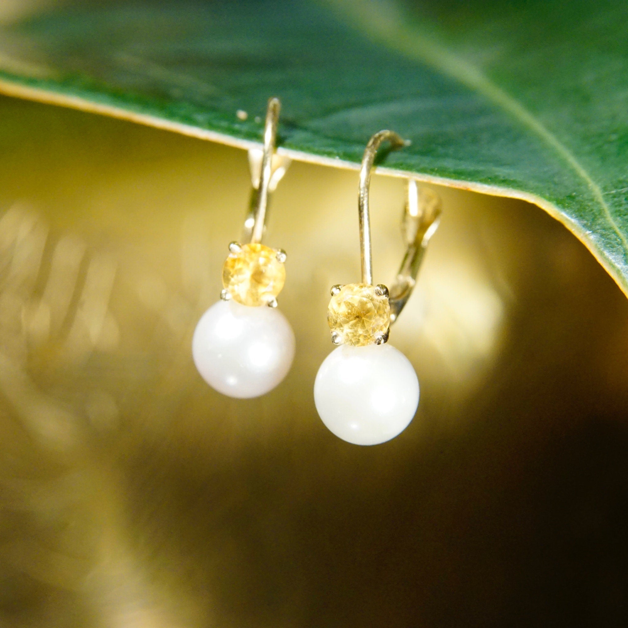 Vintage B.A.B 14K Gold Pearl Citrine Accent Drop Earrings, Petite Gold Pearl Lever Back Earrings, Brilliant Cut Citrine Accent Stone, 3/4" L