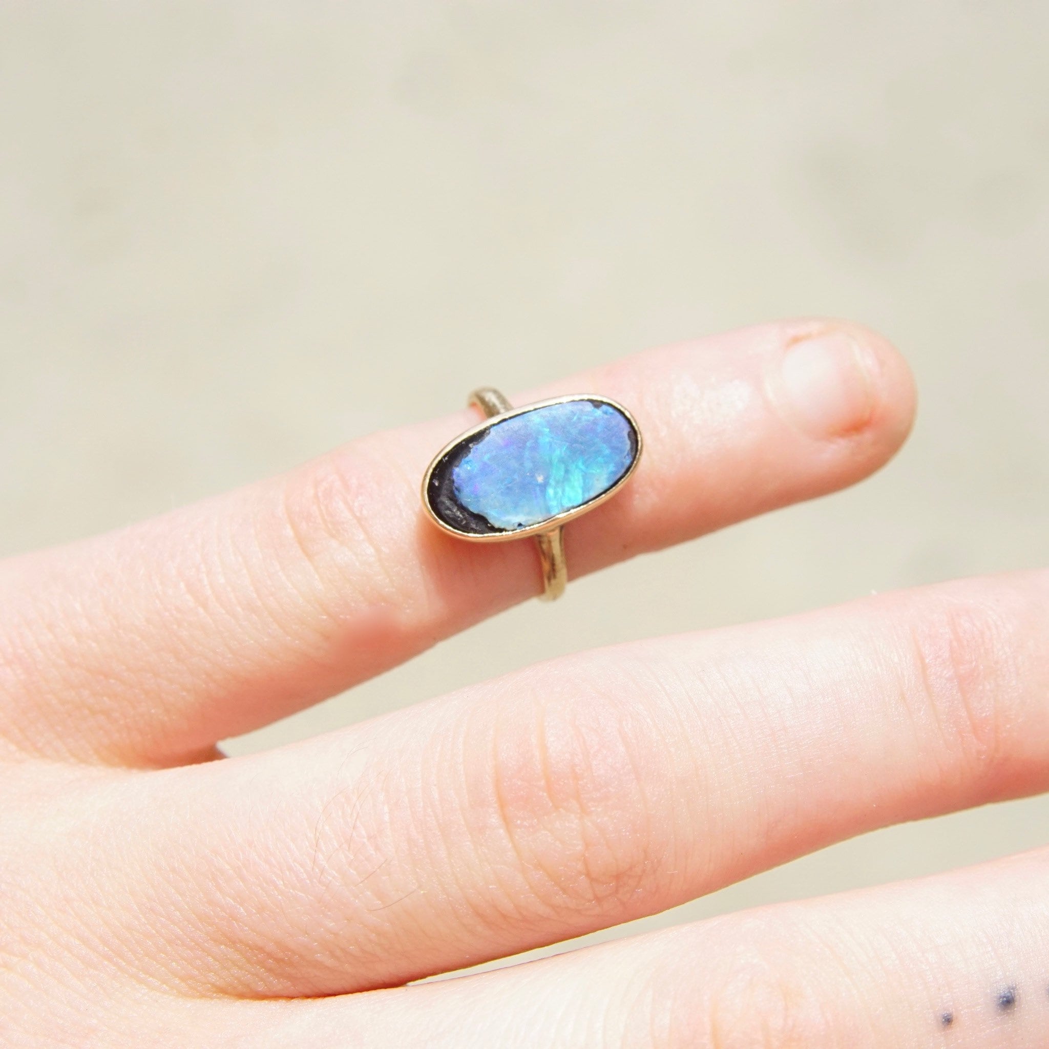 Antique 10K Gold Opal Inlay Ring, Iridescent Blue Opal Stone, Petite Yellow Gold Ring, Worn/Broke Stone, Size 4 US