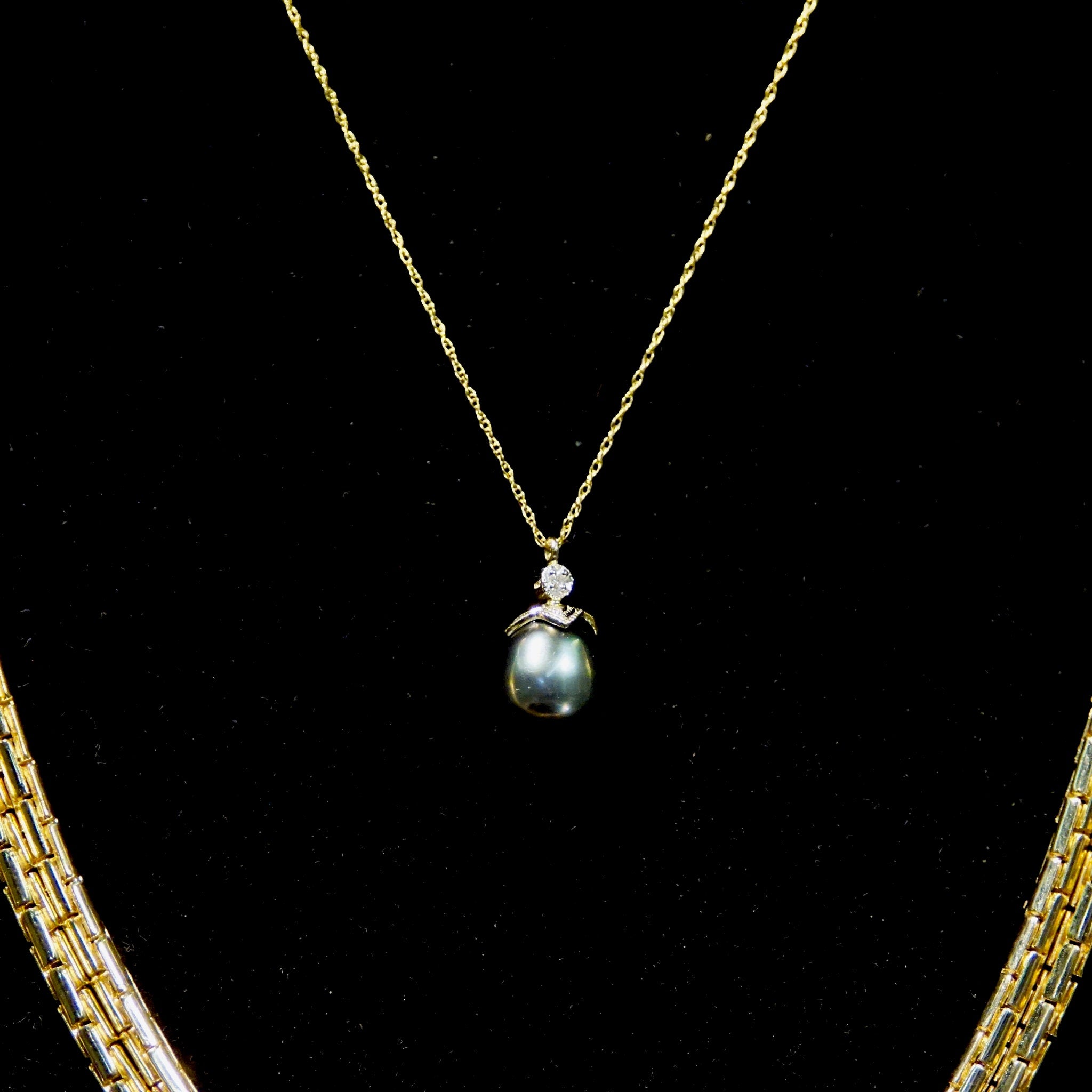 Vintage 14K Gold Tahitian Pearl Accent Diamond Teardrop Pendant Necklace, Delicate Gold Necklace With Black Pearl & Diamond Pendant, 18" L