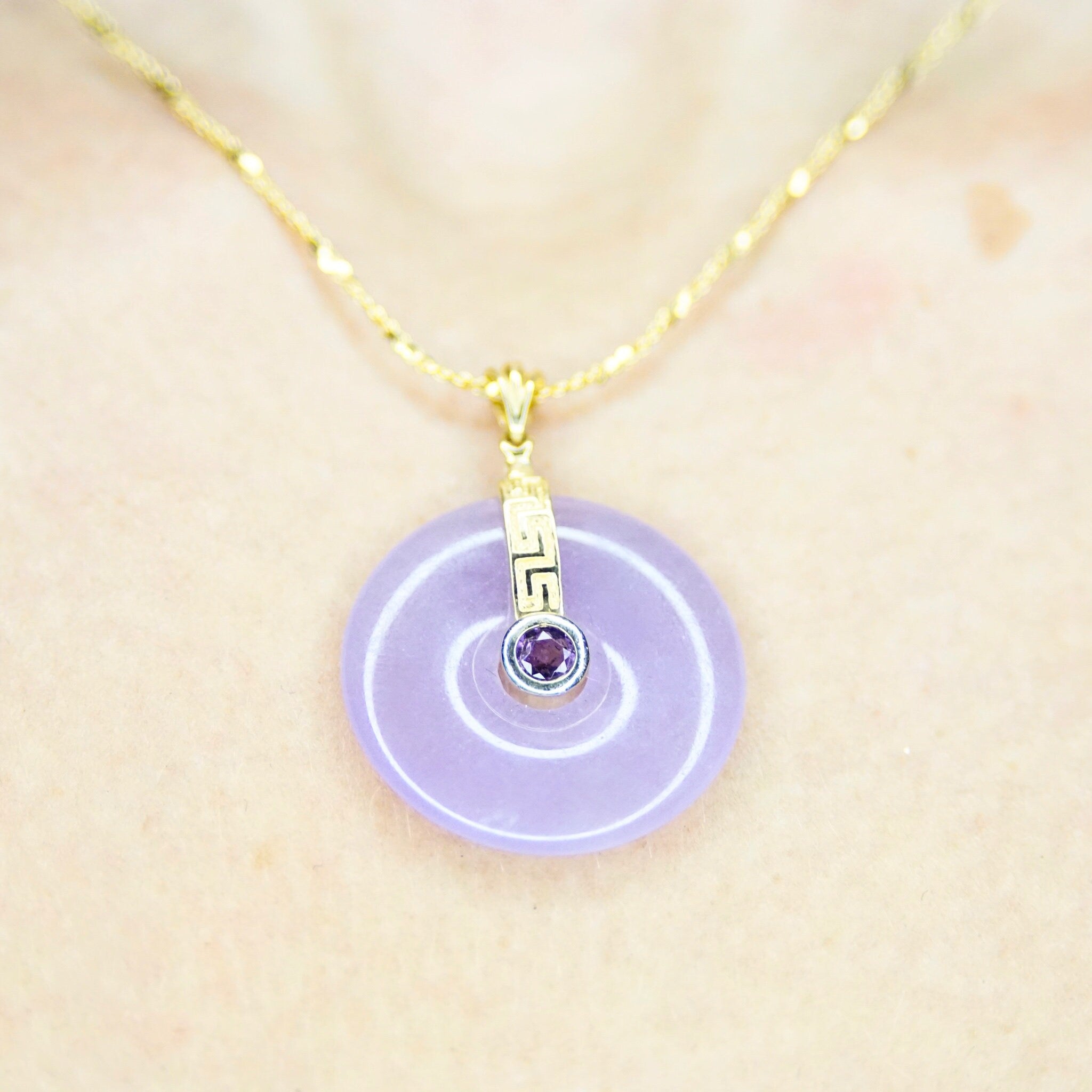 Vintage 14K Gold Lavender Jade & Amethyst Disc Pendant, 1" Diameter, Beautiful Purple Pendant With Gold Meander Design, 14K China