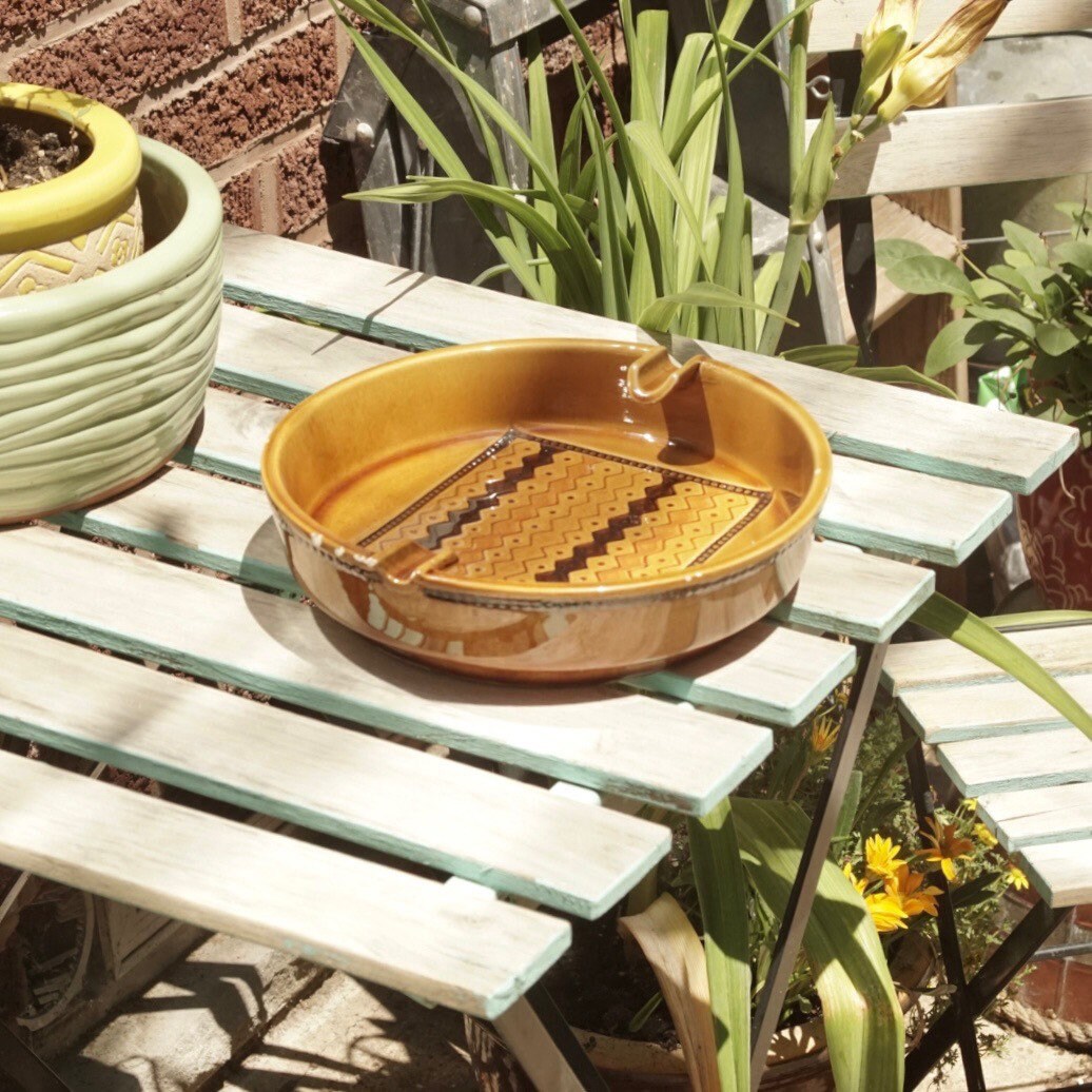 Vintagw Mid Century Modern Glazed Ceramic Ashtray, Large Round Ashtray With 2 Cigarette Holders, Brown & Tan Ceramic Ashtray, 9.5 Diameter