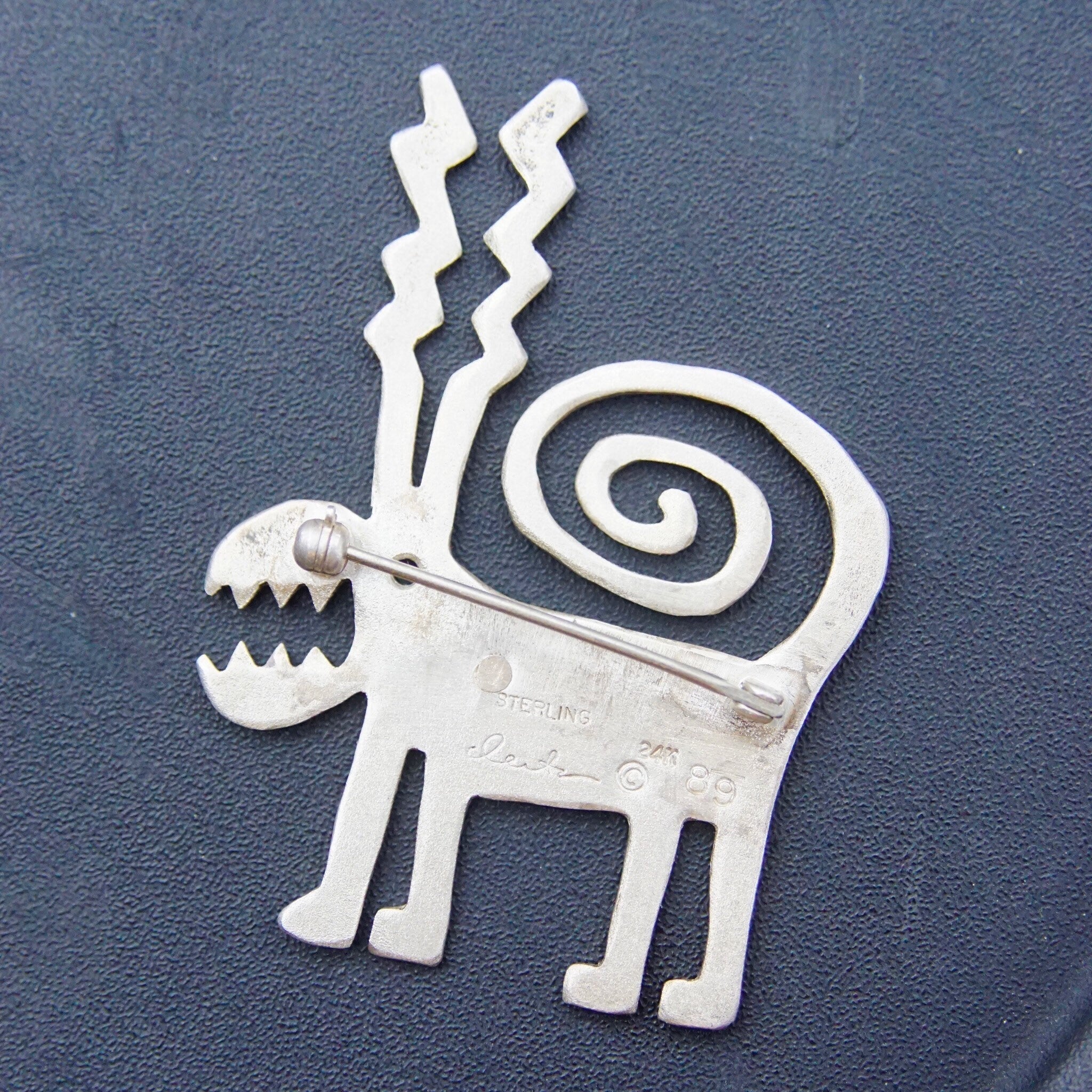 Vintage Signed Leitz 89 Sterling Silver & 24K Gold Monster Brooch, Hammered Silver Pin With Textured Gold Heart, Unique/Abstract Animal Pin
