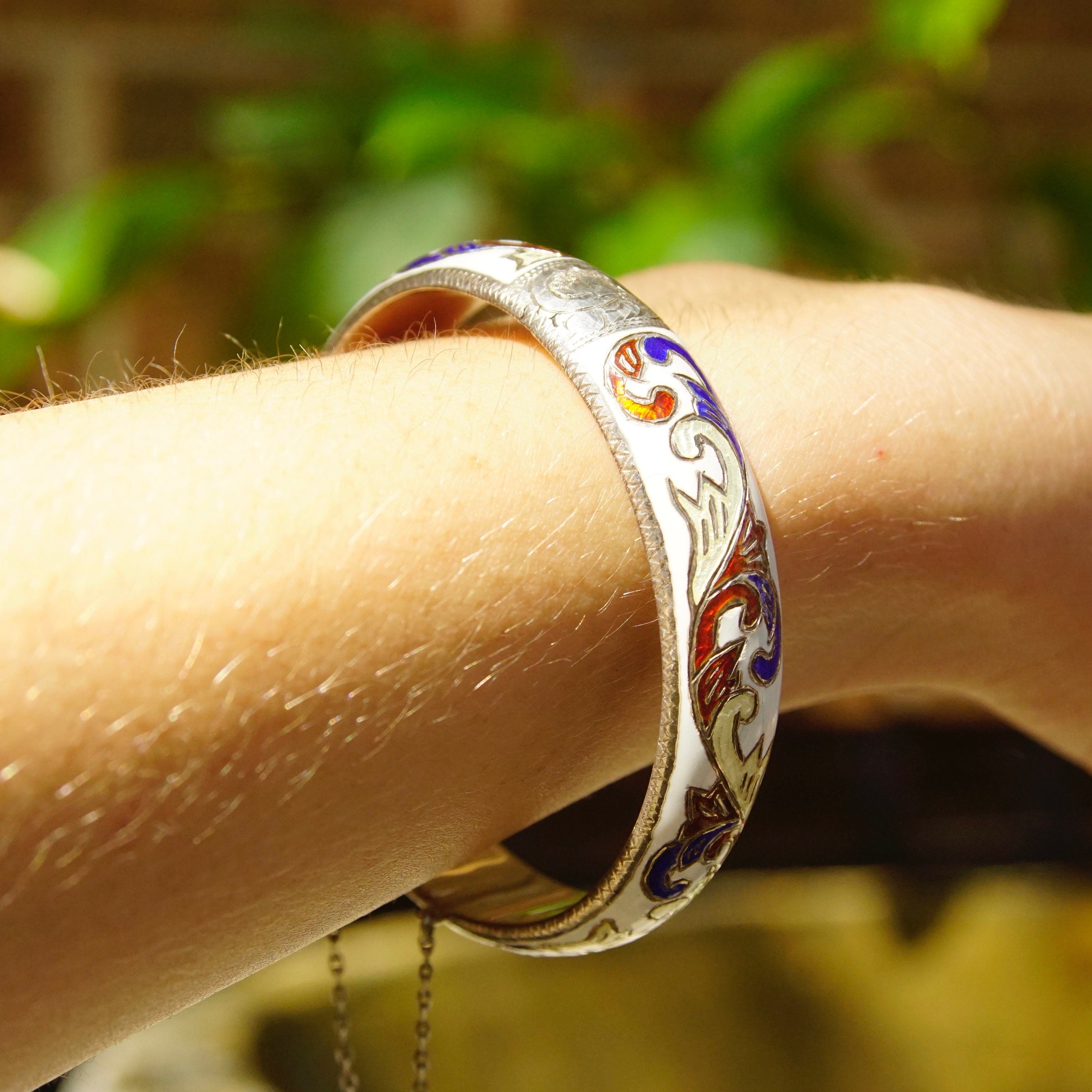 Vintage Siam Sterling Silver Enamel Hinge Bangle, Colorful Bangle With Engraved Designs, White, Red, Blue, Slide Clasp, Security Chain, 925