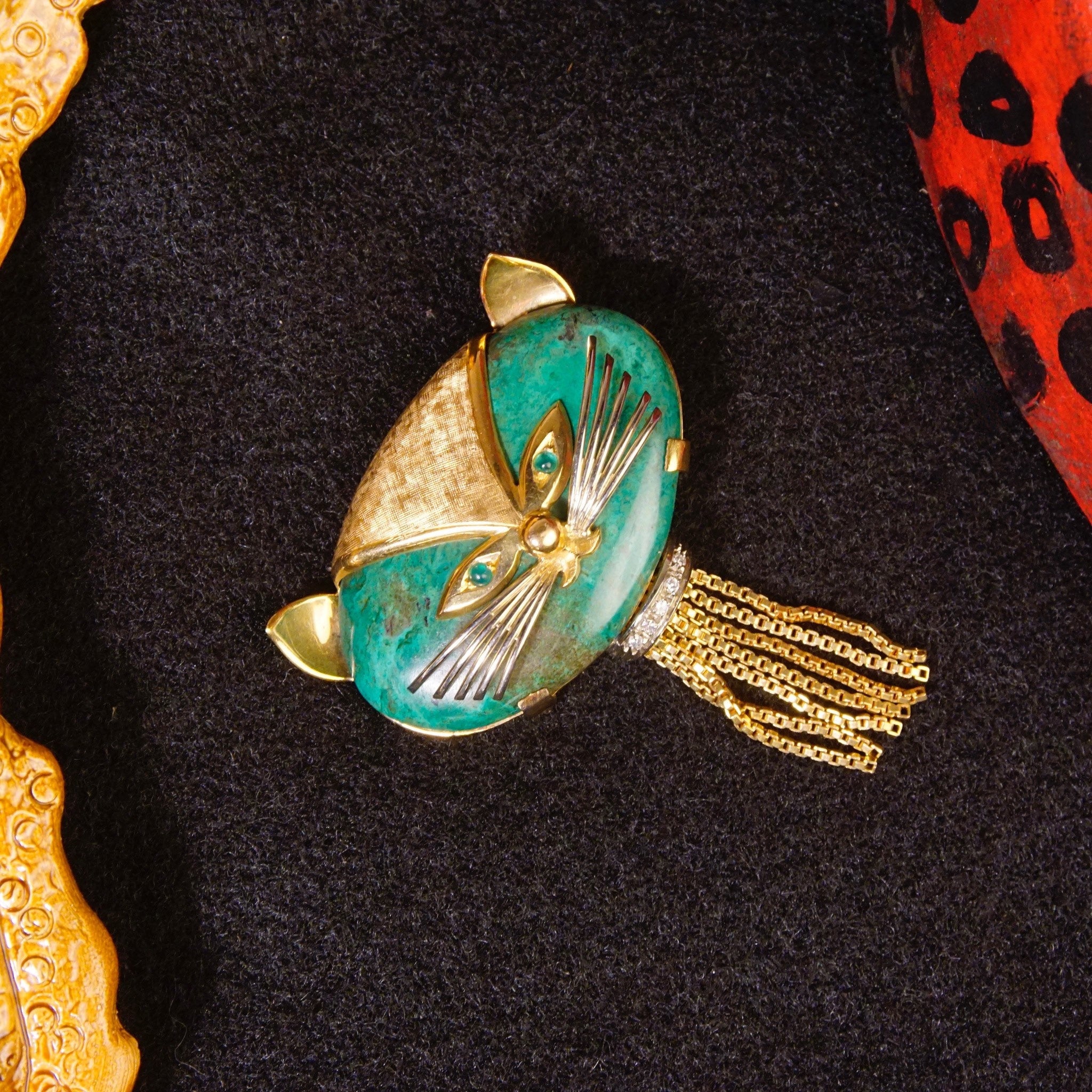 Vintage 18K Gold Diamond Malachite Cat Brooch, Yellow & White Gold, Large Green Cat Pin, Gold Tassel Diamond Collar, Unique Brooch, 750