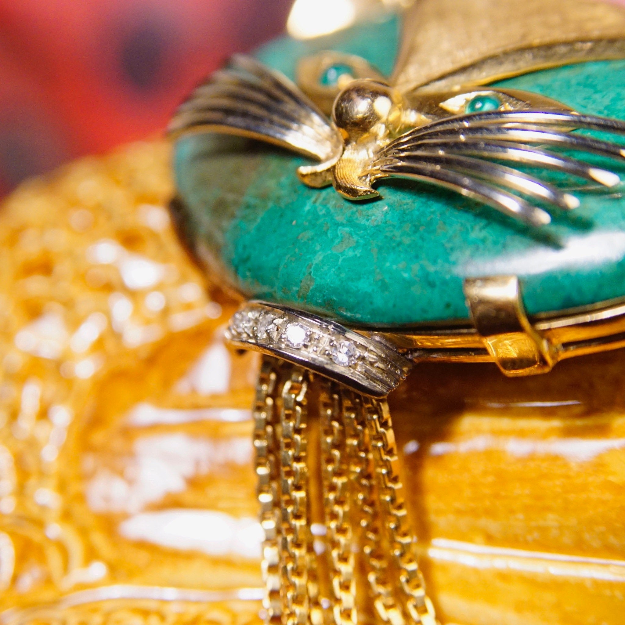 Vintage 18K Gold Diamond Malachite Cat Brooch, Yellow & White Gold, Large Green Cat Pin, Gold Tassel Diamond Collar, Unique Brooch, 750
