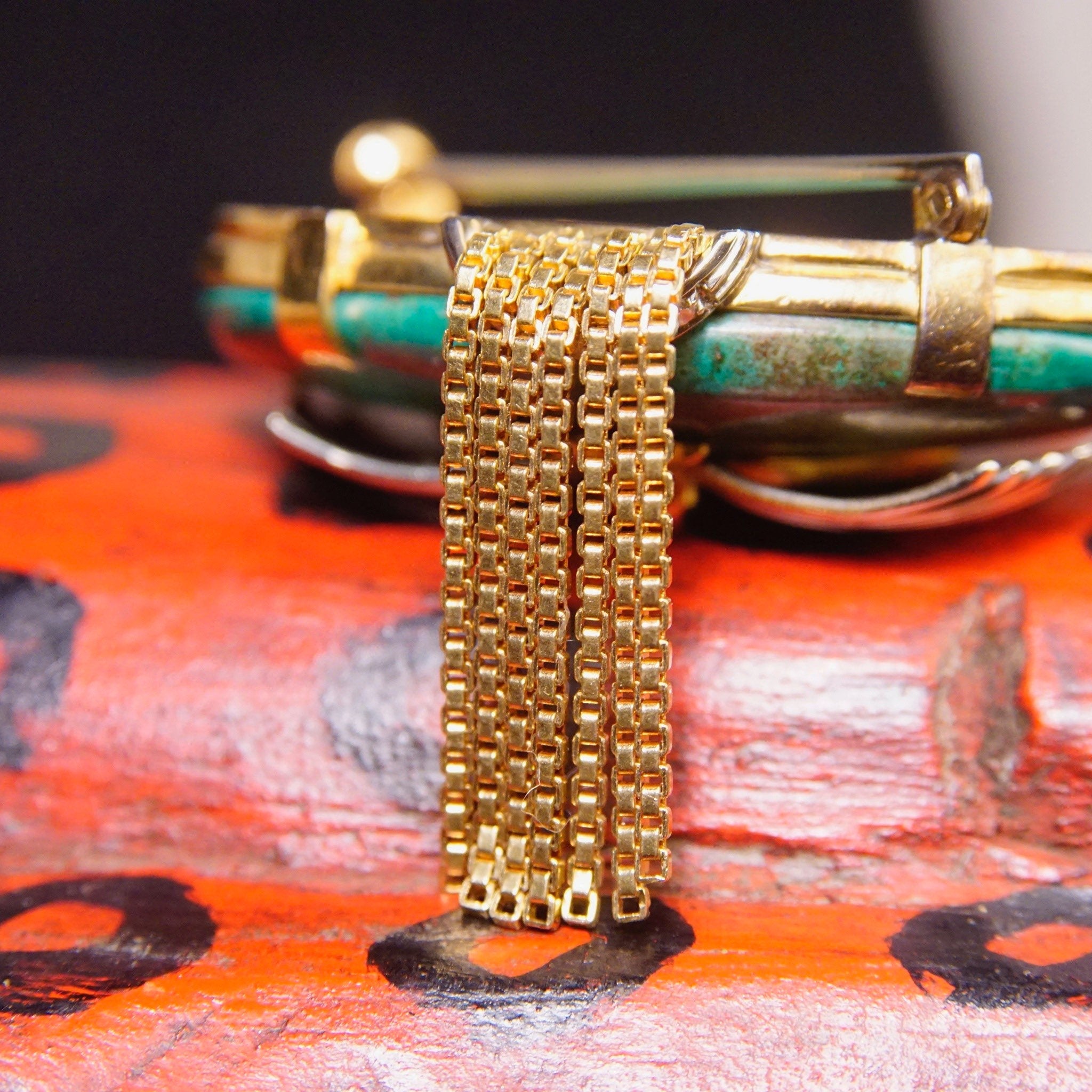 Vintage 18K Gold Diamond Malachite Cat Brooch, Yellow & White Gold, Large Green Cat Pin, Gold Tassel Diamond Collar, Unique Brooch, 750