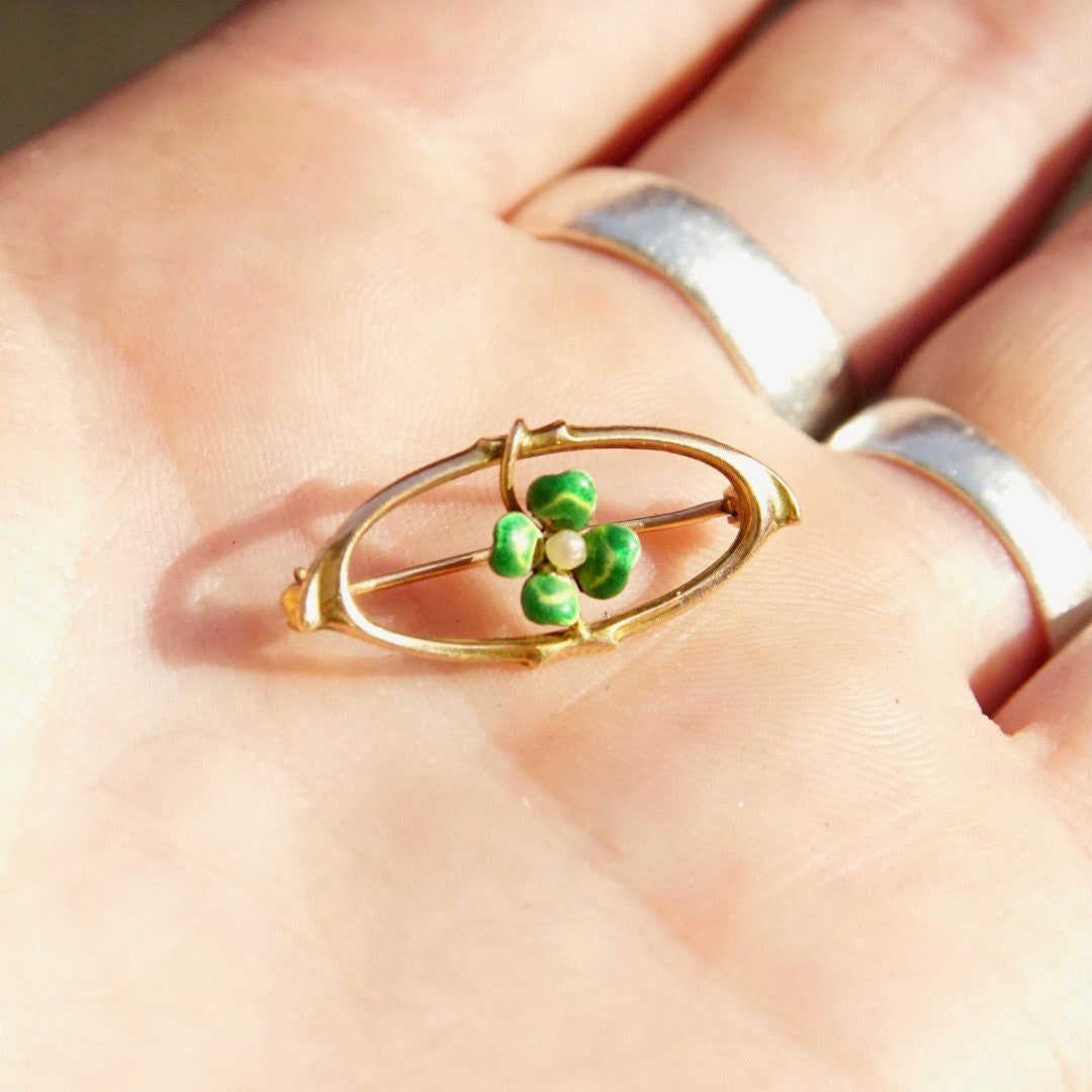 Vintage 10K Enamel Seed Pearl Flower Brooch Pin, Antique Gold Pin, Art Nouveau, Green Enamel 4-Leaf Clover, Tiny Pearl, 1 1/8" Long