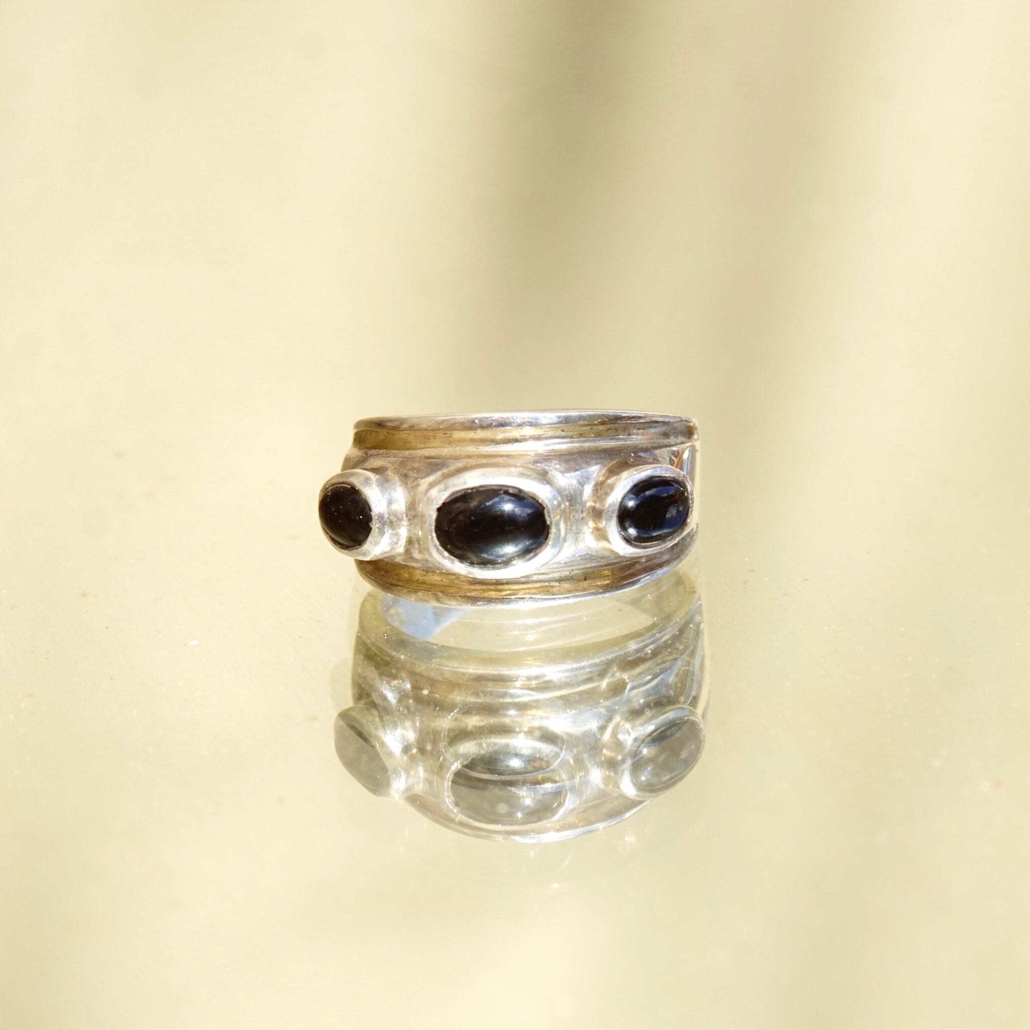Vintage Charles Kyprell Modernist Sterling Silver Onyx Ring, 3-Stone Black Onyx Ring, Graduated Silver Ring With Raised Stones, 7 1/2 US