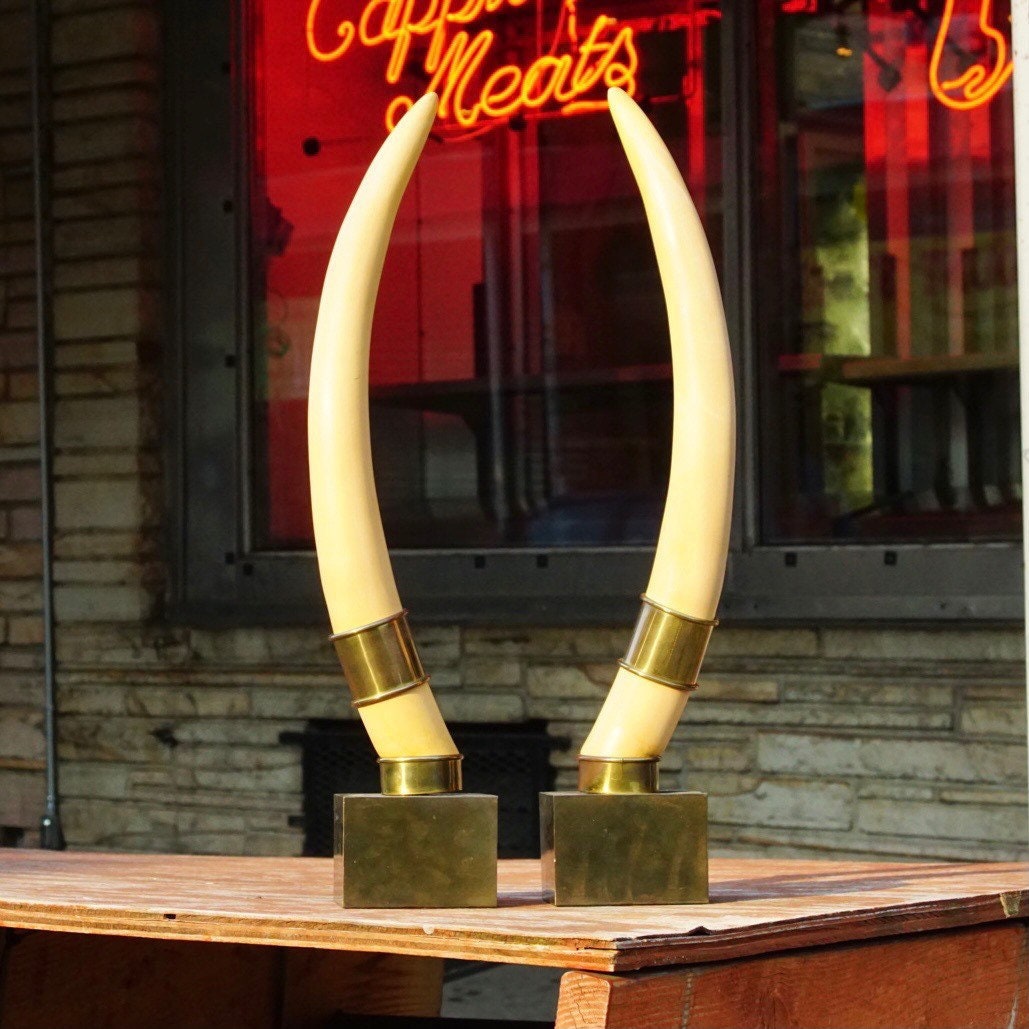 Vintage Pair Of Standing Faux Tusks, Brass Banding & Base, Made By Champam 1976, Unique Home Decor, Set of Decorative White Horns, 23" Tall