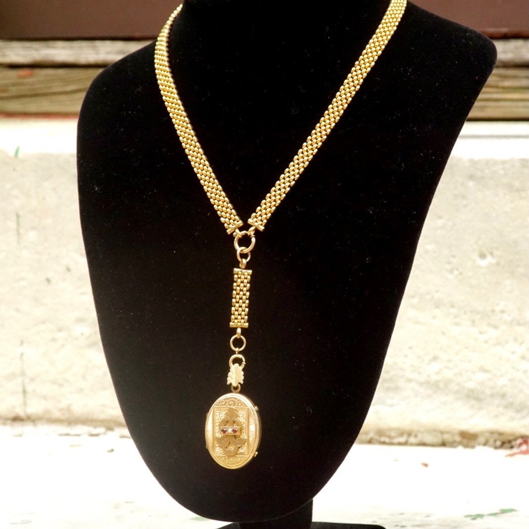 Victorian Locket Pendant Mourning Necklace, Gold Filled Locket With Garnet/Diamond, Etched Cameo Design, Thick Gold Chain, Mourning Jewelry