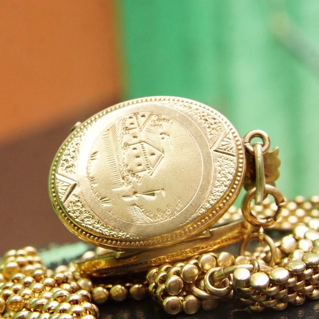 Victorian Locket Pendant Mourning Necklace, Gold Filled Locket With Garnet/Diamond, Etched Cameo Design, Thick Gold Chain, Mourning Jewelry
