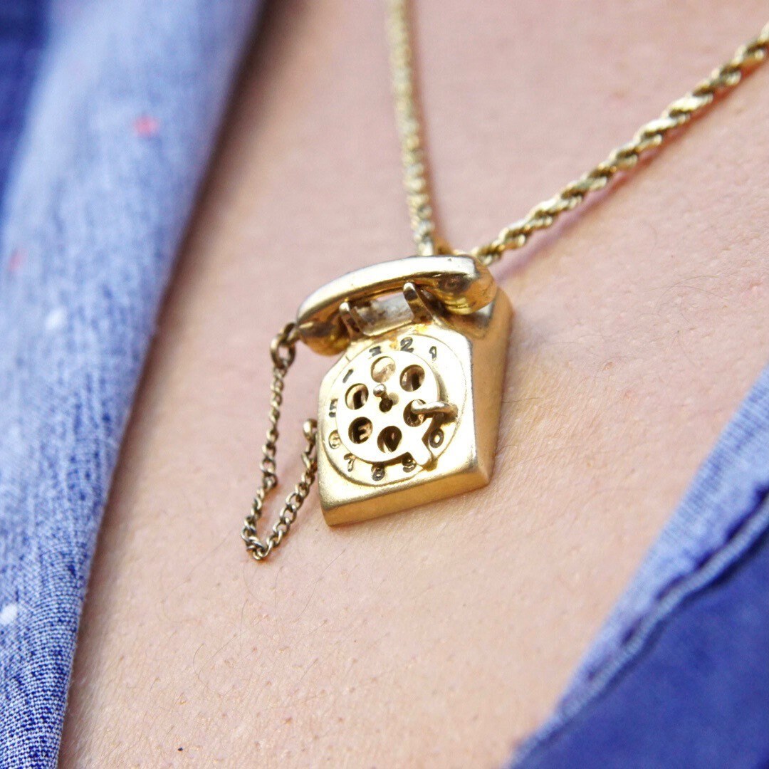 Vintage 14K Yellow Gold Rotary Phone Pendant, 3D Moveable Telephone Charm, Detachable Phone W/ Cord, Old School Phone Charm/Pendant, 585