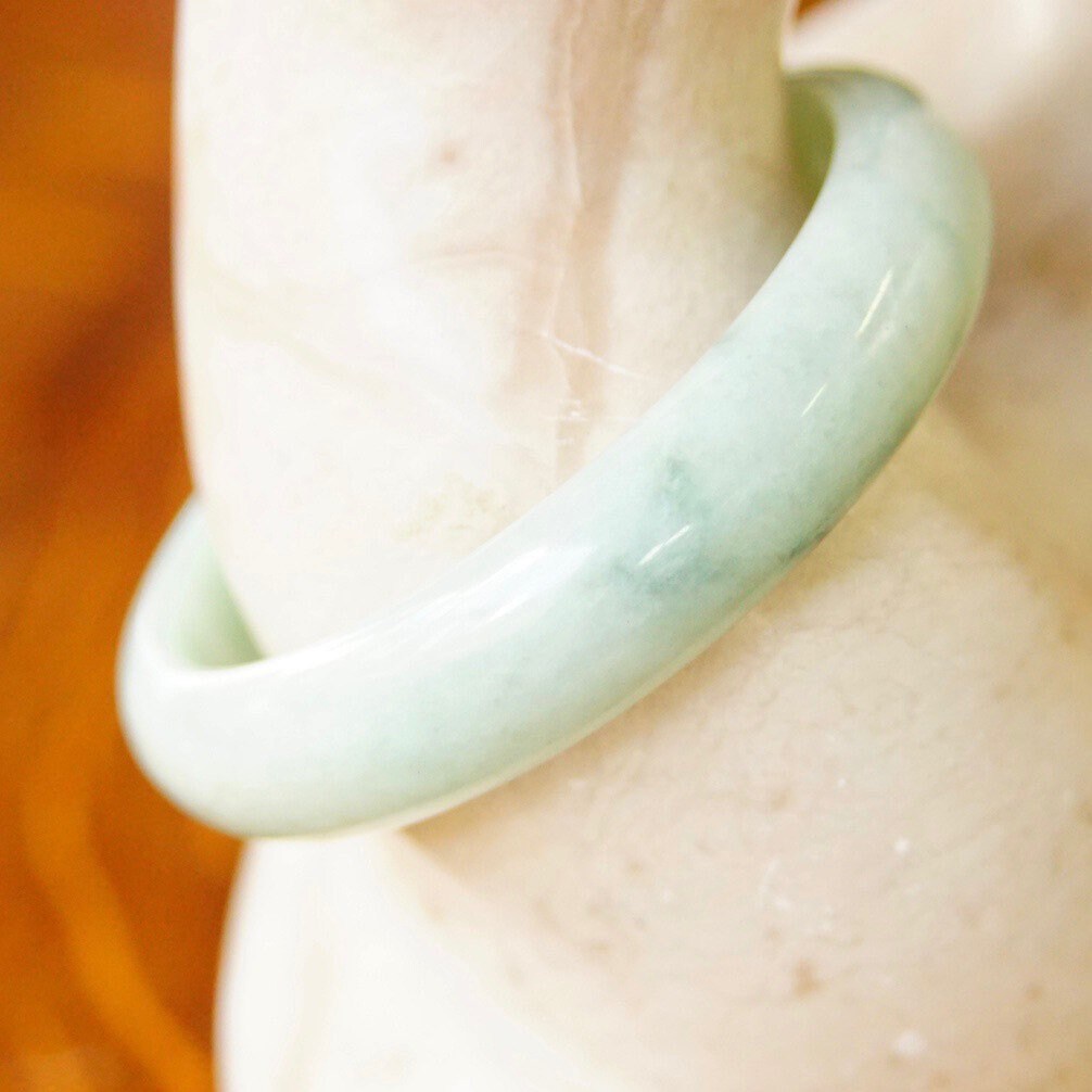 Vintage Mid Century Jade Bangle, 54g, Solid Jade Bangle Bracelet, Light Green Marbled Jade, 7" Long