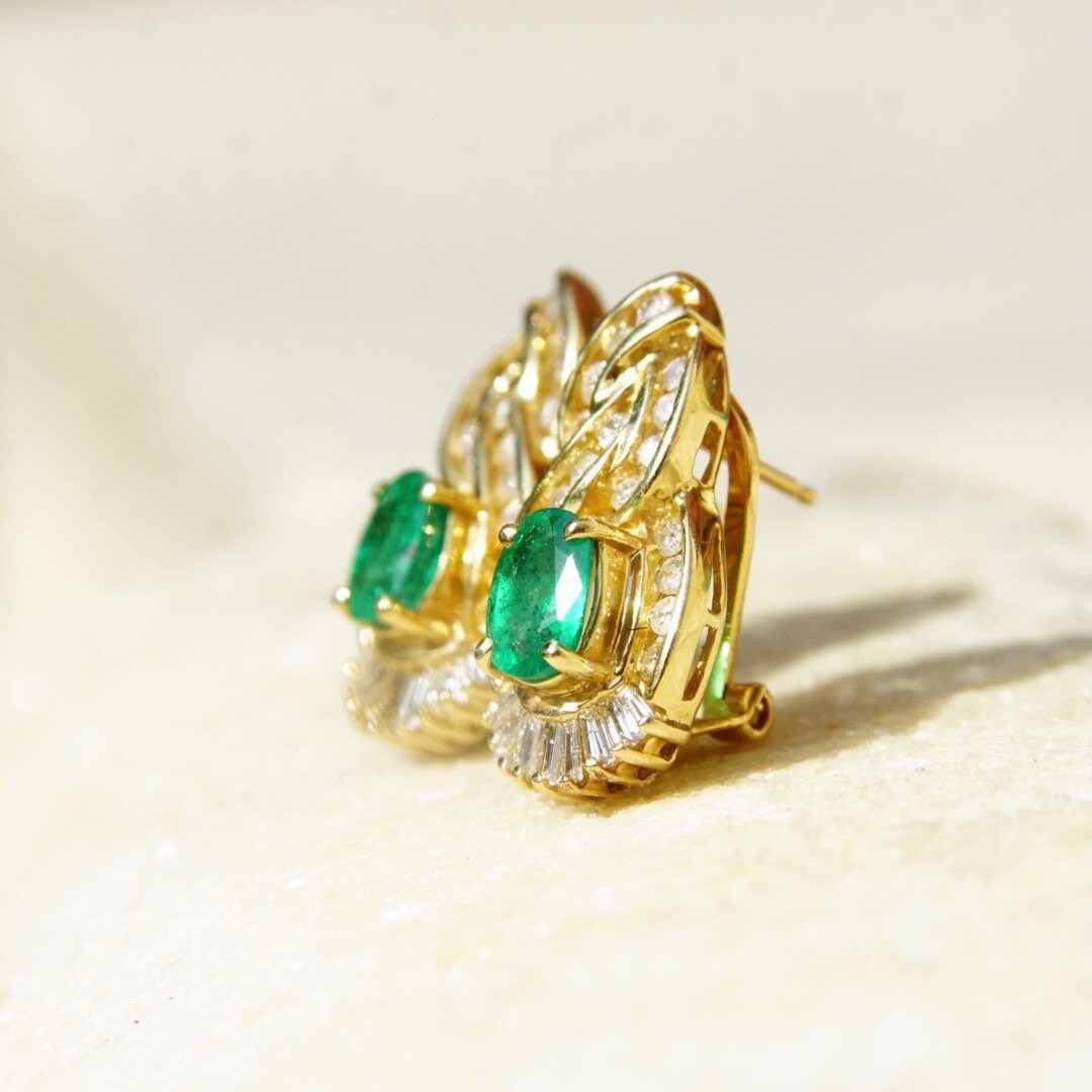 Vintage 14K Yellow Gold Diamond Emerald Earrings, .7625 TCW Brilliant & Baguette Diamonds, Sparkly Emerald Diamond Lever Back Studs