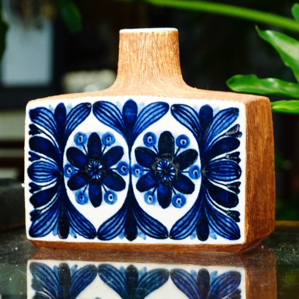 RARE Danish Mid-Century Modern Signed Stoneware Slab Vase, F109, Textured Blue Glaze Vase, Royal Copenhagen Denmark, Ursula Printz Mogensen
