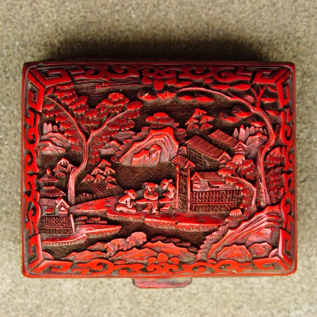 Fauna Motifs, 4" W x 3.5" D x 2" H
