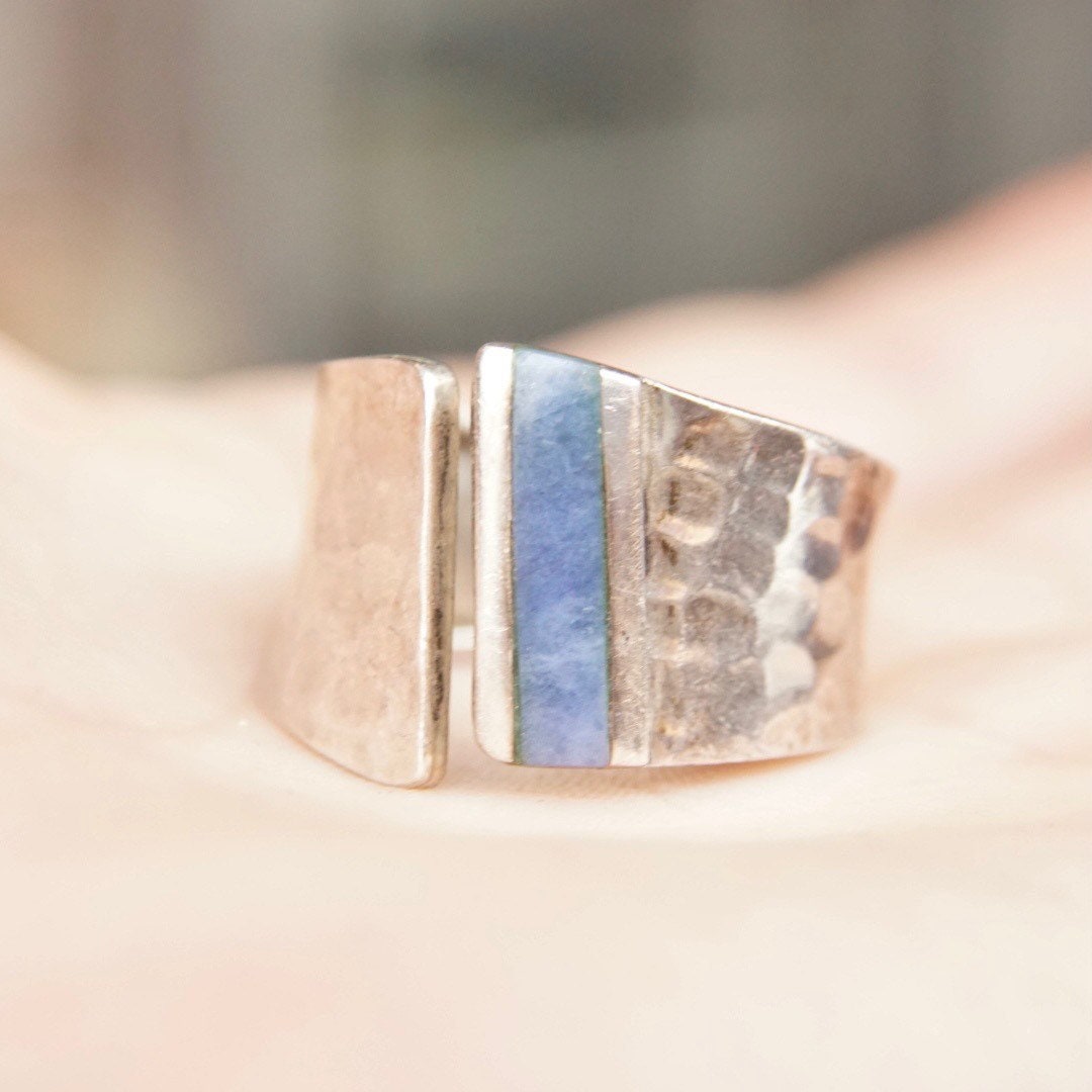 Vintage Hammered Sterling Silver Inlaid Gemstone Ring, Marbled Blue Stone, Textured Silver Cuff Ring, Adjustable, 925 Jewelry
