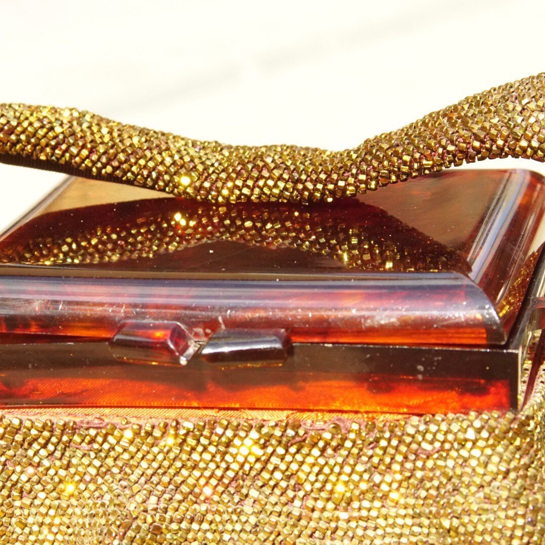 Vintage Beaded Bakelite Box Purse, Shimmering Brown Beads, Marbled Red/Brown Bakelite Lid, Matching Top Handle, Structured Handbag