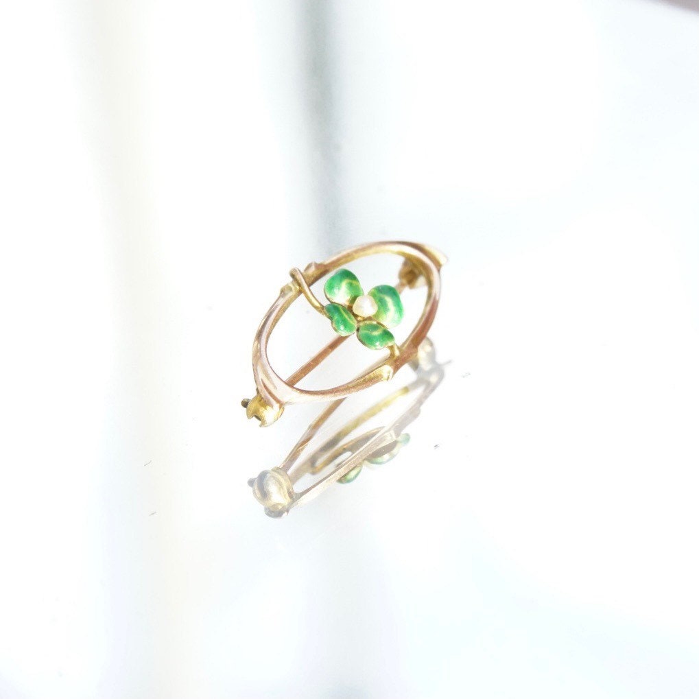 Vintage 10K Enamel Seed Pearl Flower Brooch Pin, Antique Gold Pin, Art Nouveau, Green Enamel 4-Leaf Clover, Tiny Pearl, 1 1/8" Long