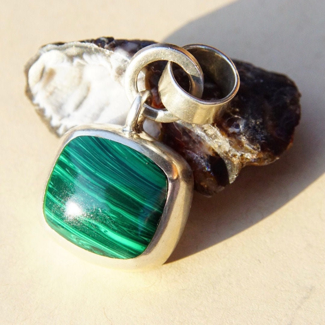 Vintage TAXCO Sterling Silver & Malachite Pendant, Modernist Silver Pendant, Banded Malachite Stone, Double Loop Necklace Bail, Mexico 925