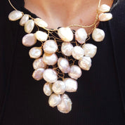 Vintage 14K Gold Baroque Pearl Bib Necklace, Gold Wire Choker, Large Iridescent Pearls, Chunky Statement Necklace, 585 Jewelry
