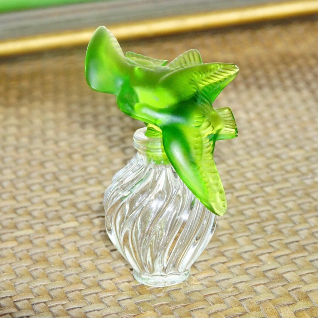 Vintage Signed Nina Ricci Lalique Two Dove Perfume Bottle CC 642, Frosted Green Glass Stopper, Ridged Clear Glass Bottle, 3.75" H