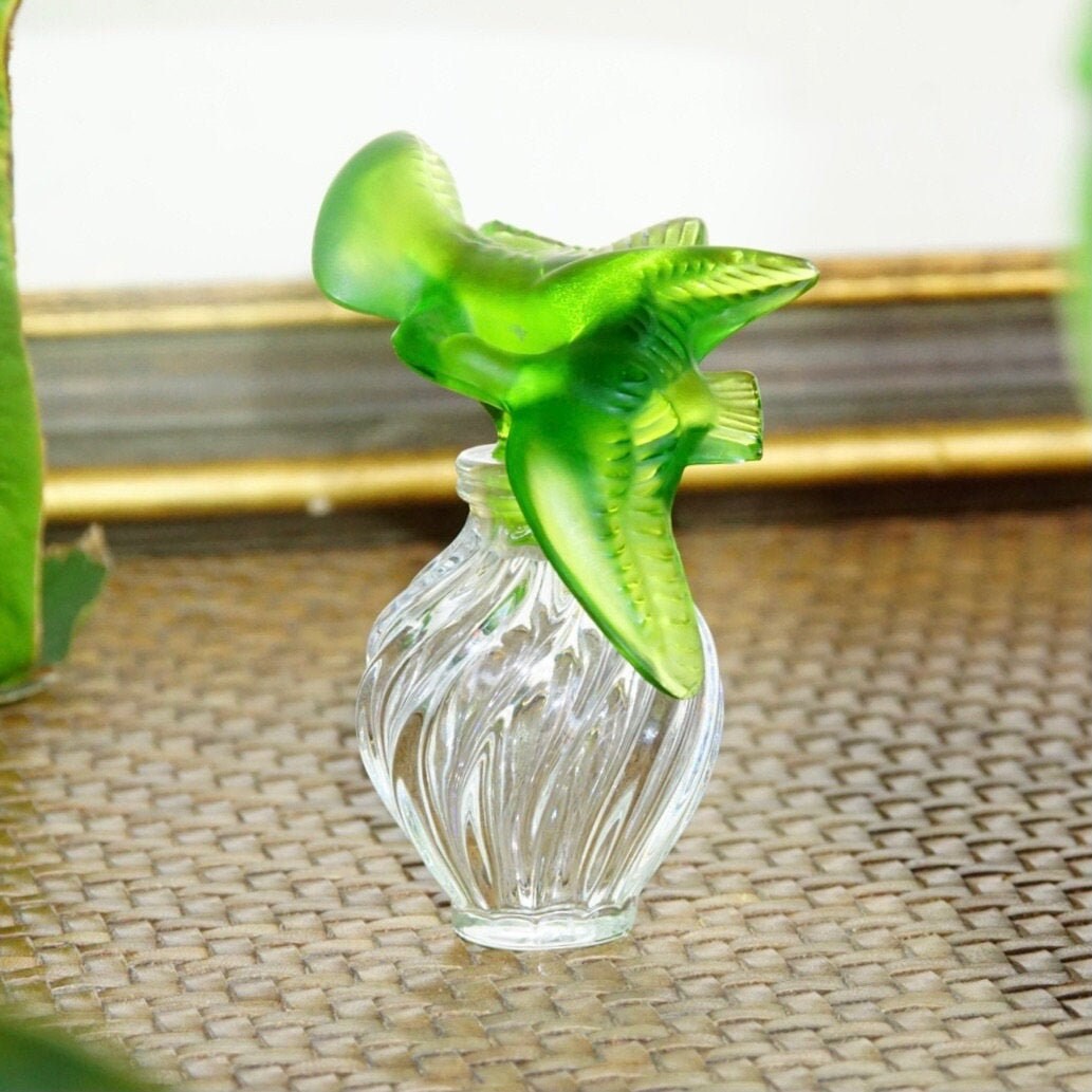 Vintage Signed Nina Ricci Lalique Two Dove Perfume Bottle CC 642, Frosted Green Glass Stopper, Ridged Clear Glass Bottle, 3.75" H