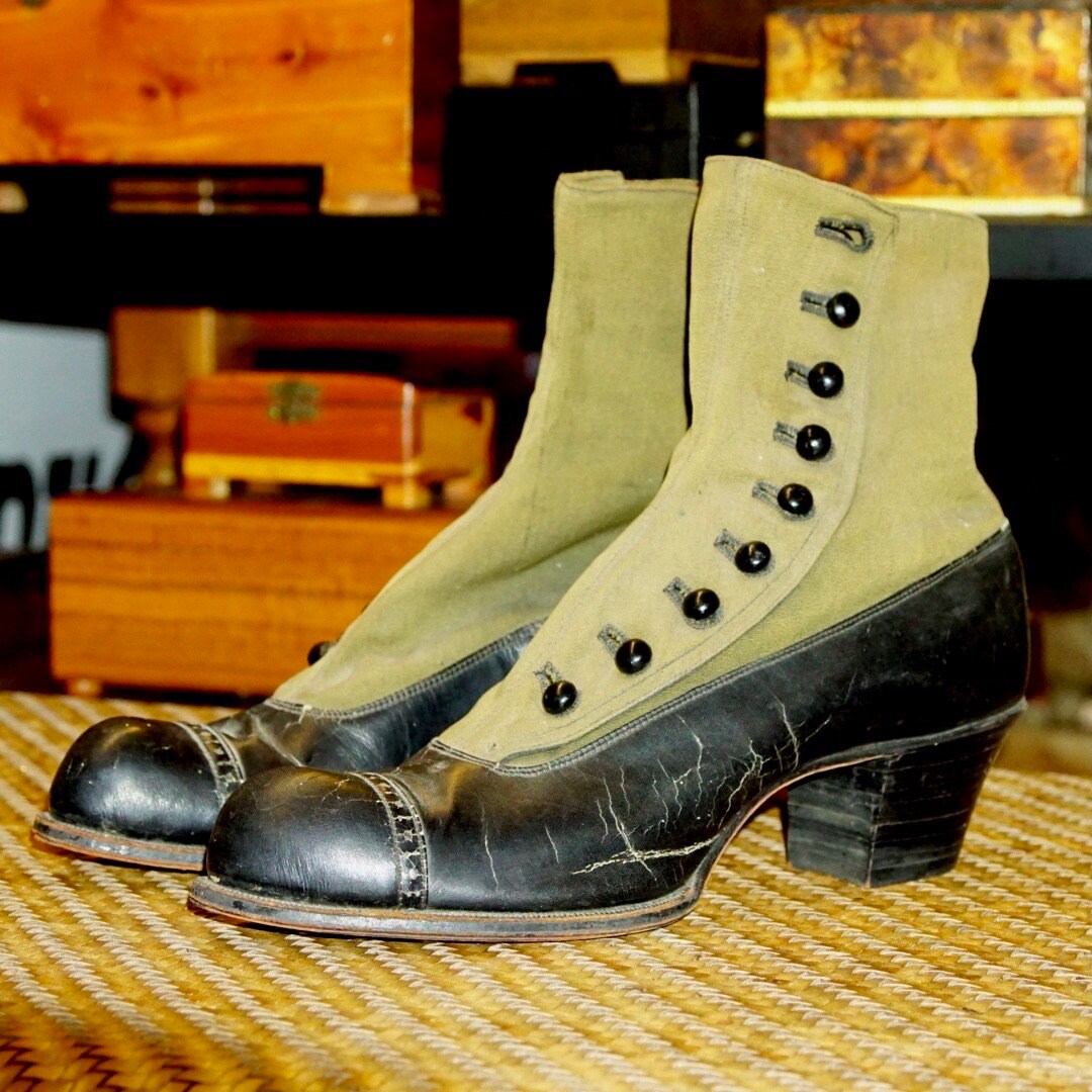 Edwardian Women's Black Leather & Fabric Button Up Boots, Two-Tone Heeled Ankle Boots, Trade La France, Size 6-6.5 US