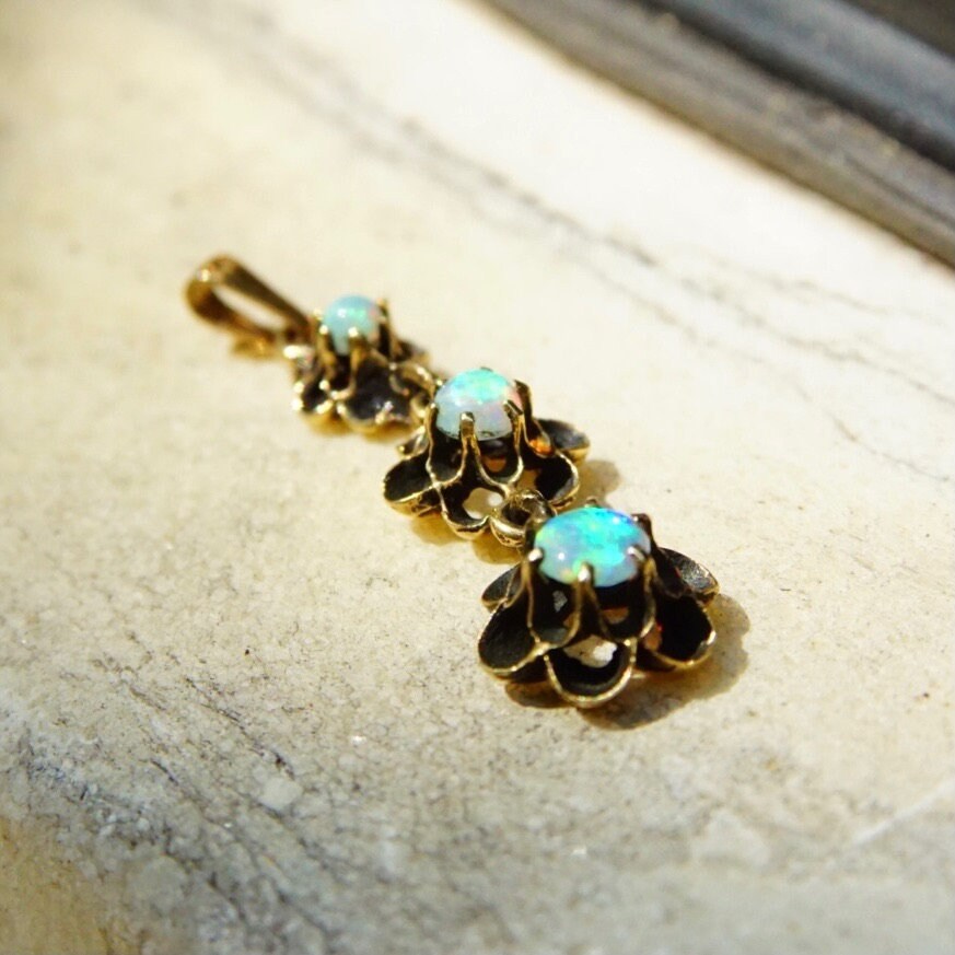 Victorian 14K Gold Opal Teardrop Pendant, 3-Tier Gold Pendant, Prong Set Opal Stones In Gold Flower Settings, Iridescent Gemstones, 1 1/2" L