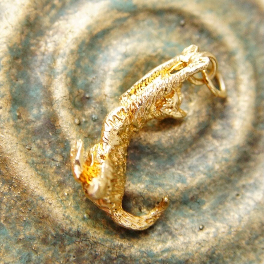 Vintage 14K Gold Cat Charm, Petite Yellow Gold Charm/Pendant, Cute Little Playing Cat Charm, Cat Lover Jewelry, 585 Gold, 1" Long