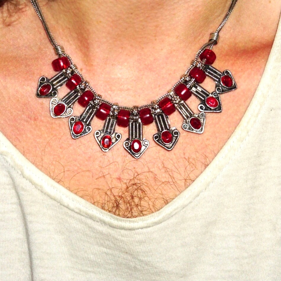 Vintage Jeweled Silver Bib Choker Necklace, Ornate Silver Arrow Pendant With Red Gems & Beads, Two-Strand Foxtail Chain, 18" Long