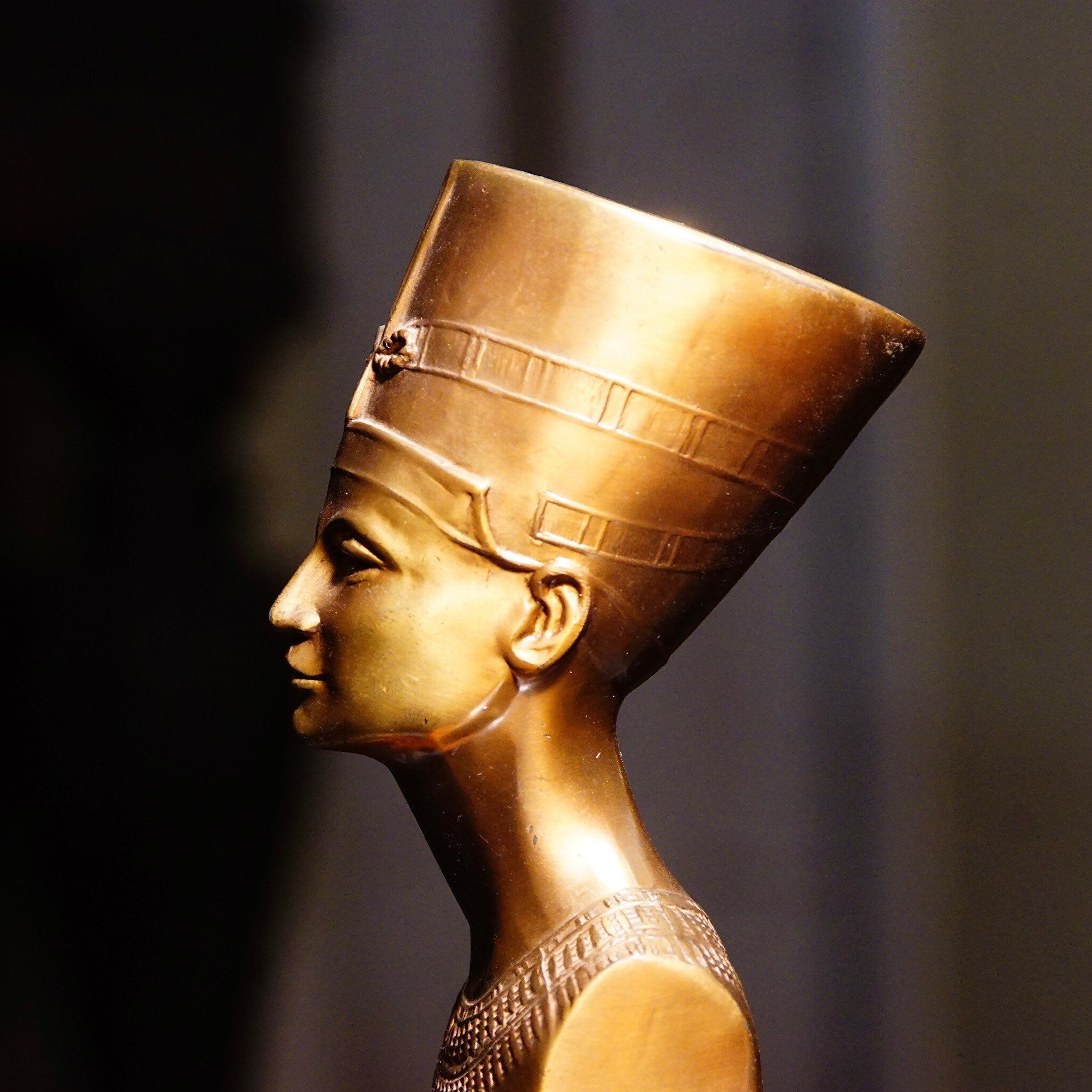 Vintage Egyptian Nefertiti Lacquered Brass Bust On Wood Base, Miniature Brass Figure Statue, Decorative Egyptian Tabletop Ornament, 5 1/2" H
