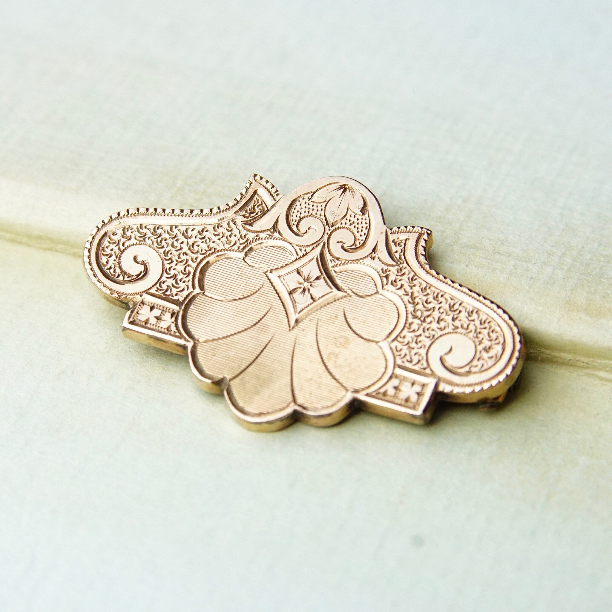Victorian 10K Rose Gold Engraved Brooch/Pendant, Ornate Antique Gold Brooch, Art Nouveau Style, 1 1/2 L