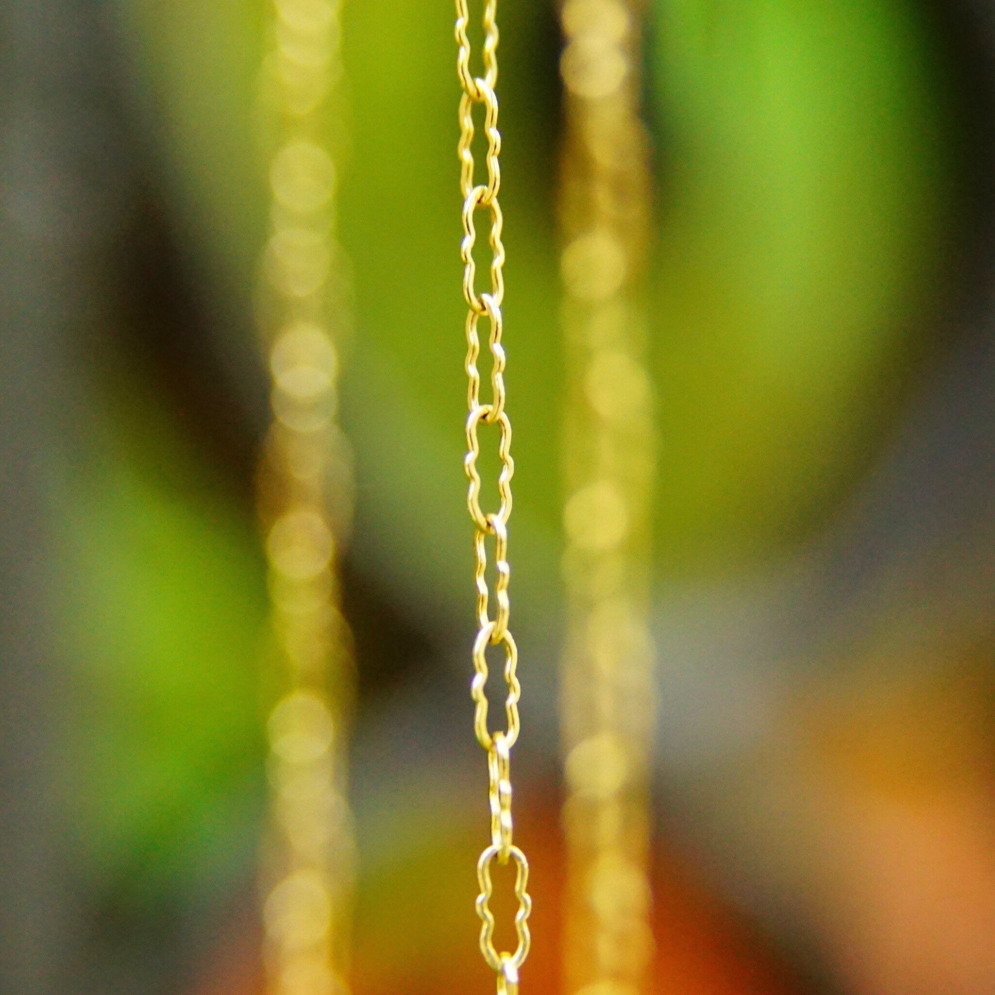 Vintage Italian 14K Gold Scalloped Oval Link Chain Necklace, 1.5mm Thick, Minimalist Yellow Gold Chain, Hallmarked OSTA 14K, 18" Long